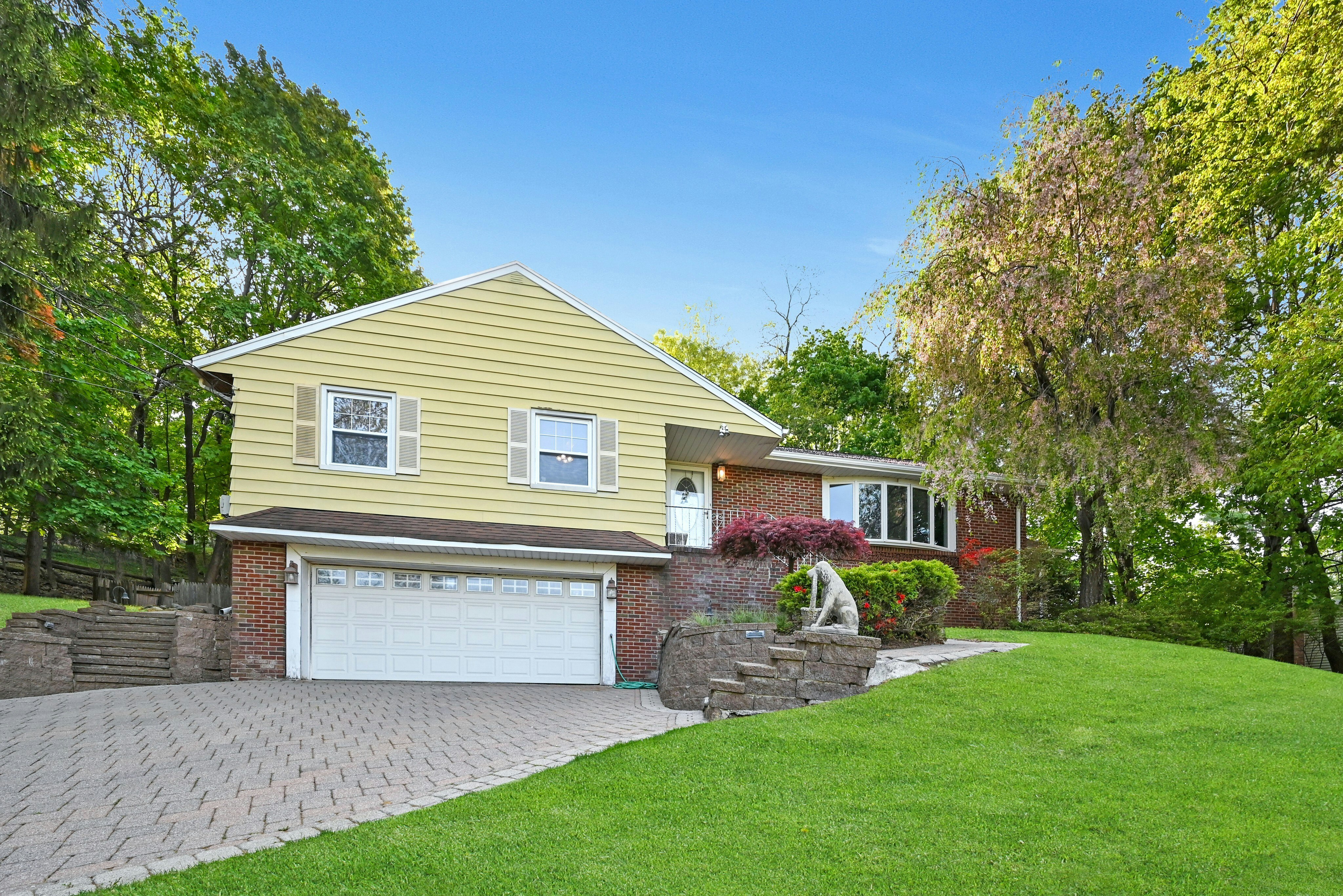 219 Emeline Drive 