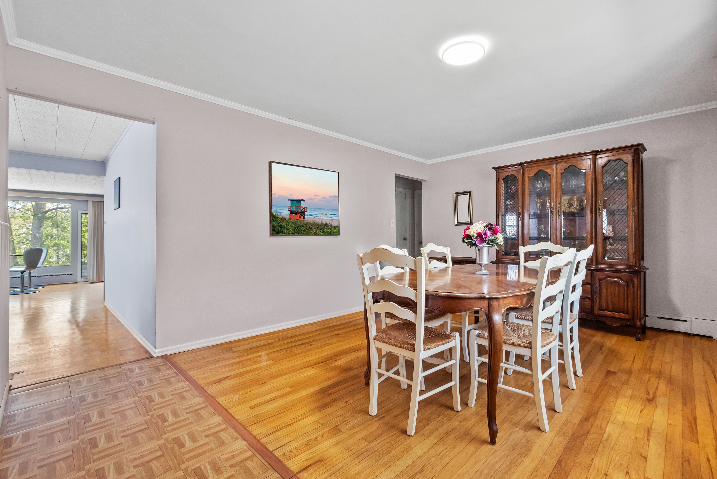 98 Roosevelt Boulevard 