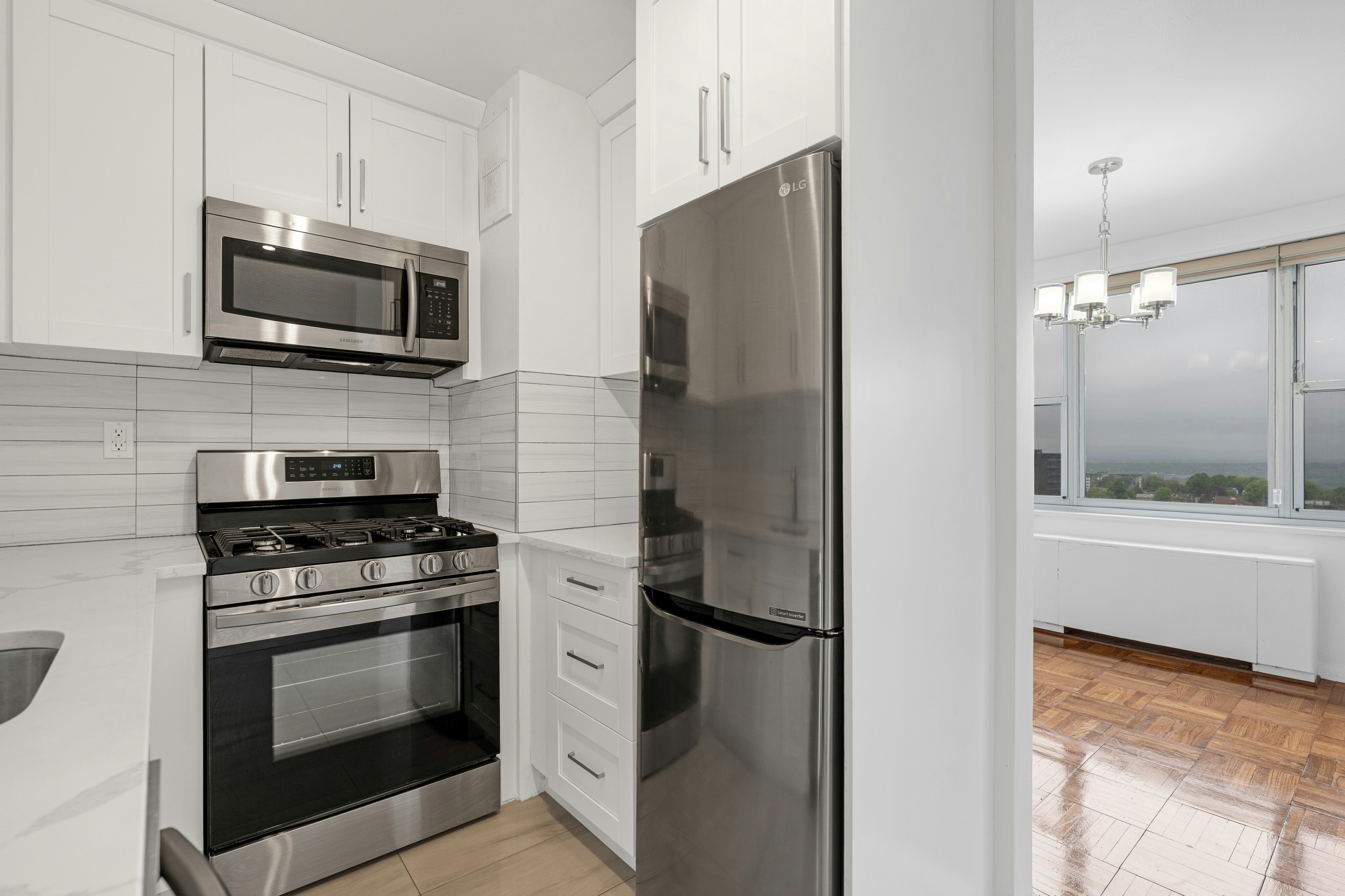2000 Linwood Avenue 16B