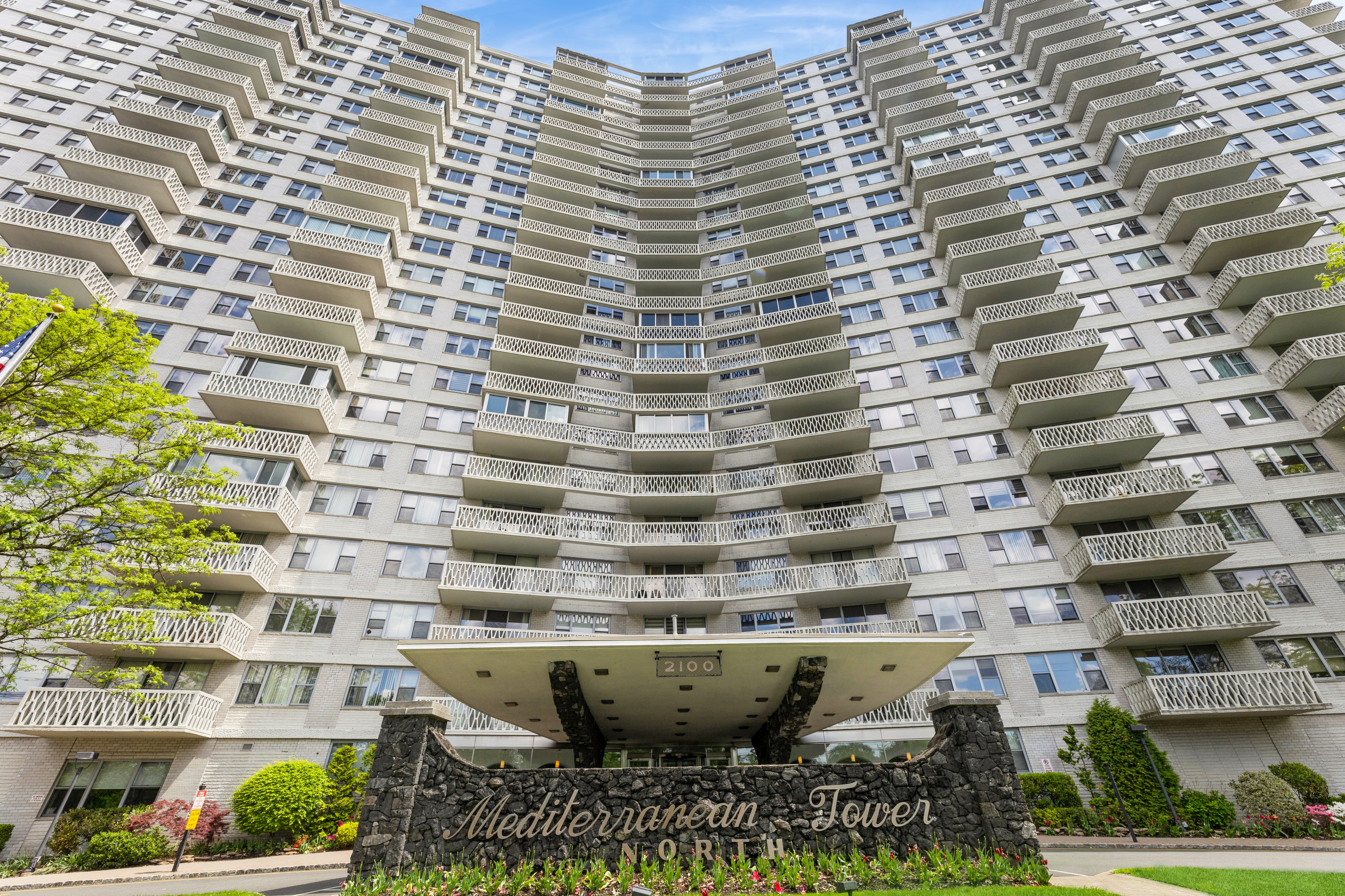 2100 Linwood Avenue 21T 
