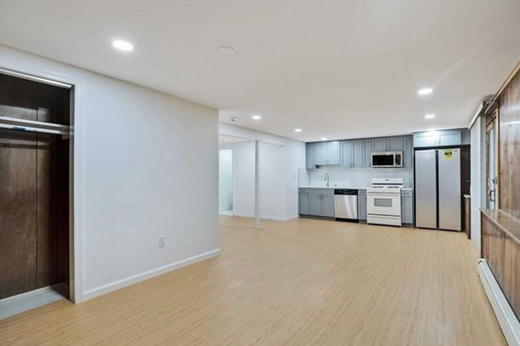 6 Miller Avenue 