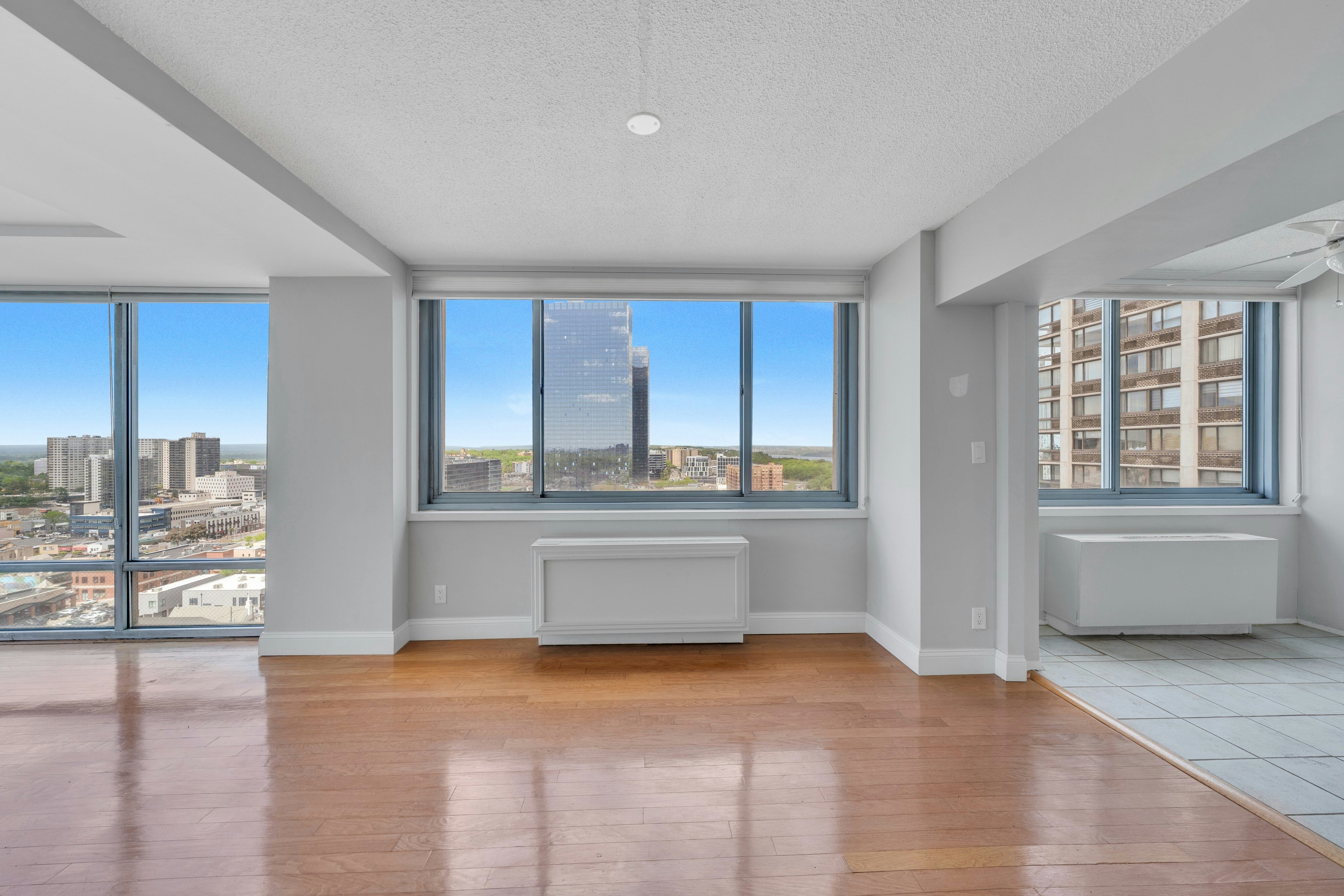1600 Parker Avenue 21B 