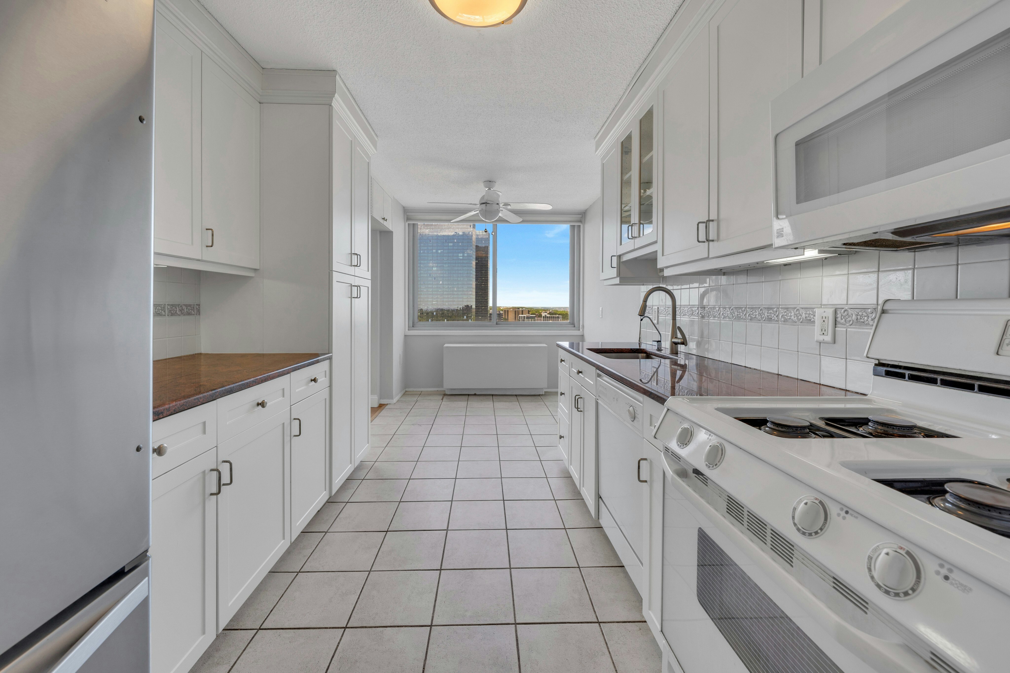 1600 Parker Avenue 21B 