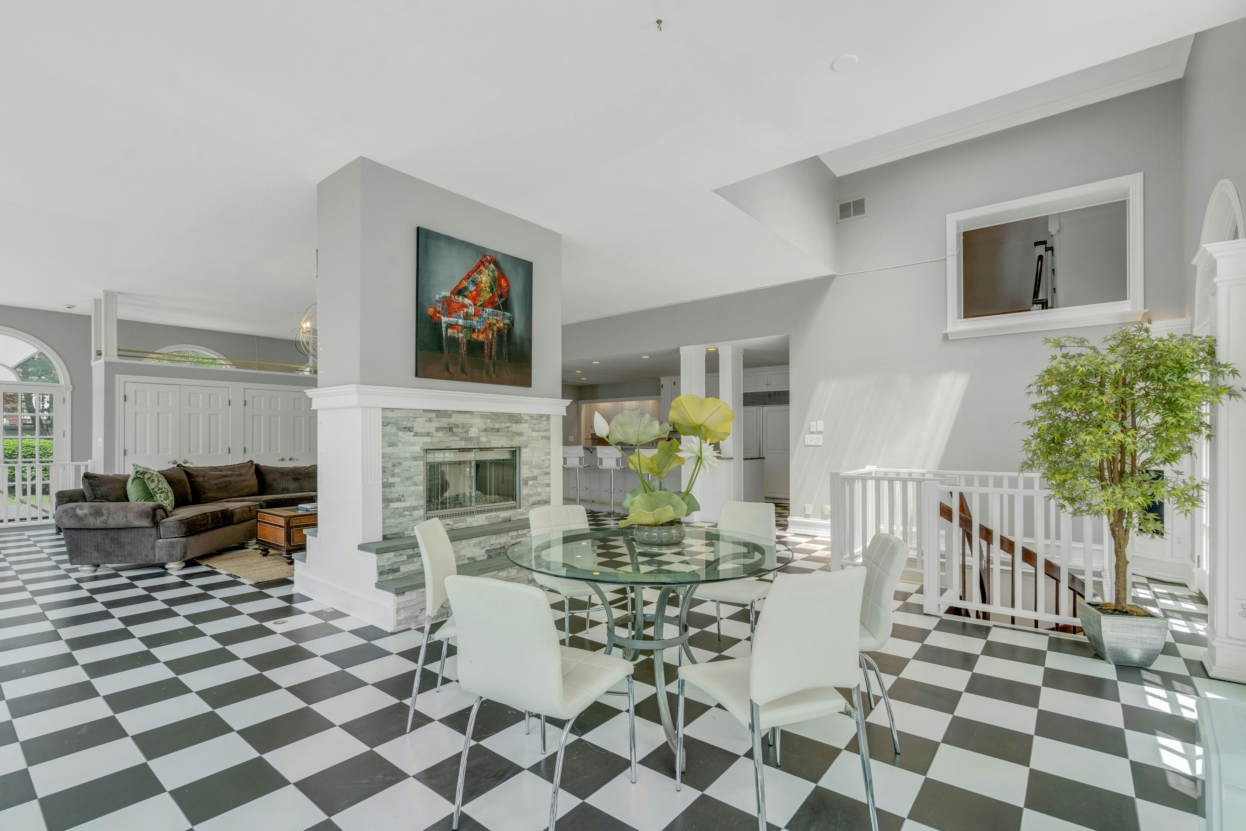 225 Glen Road 