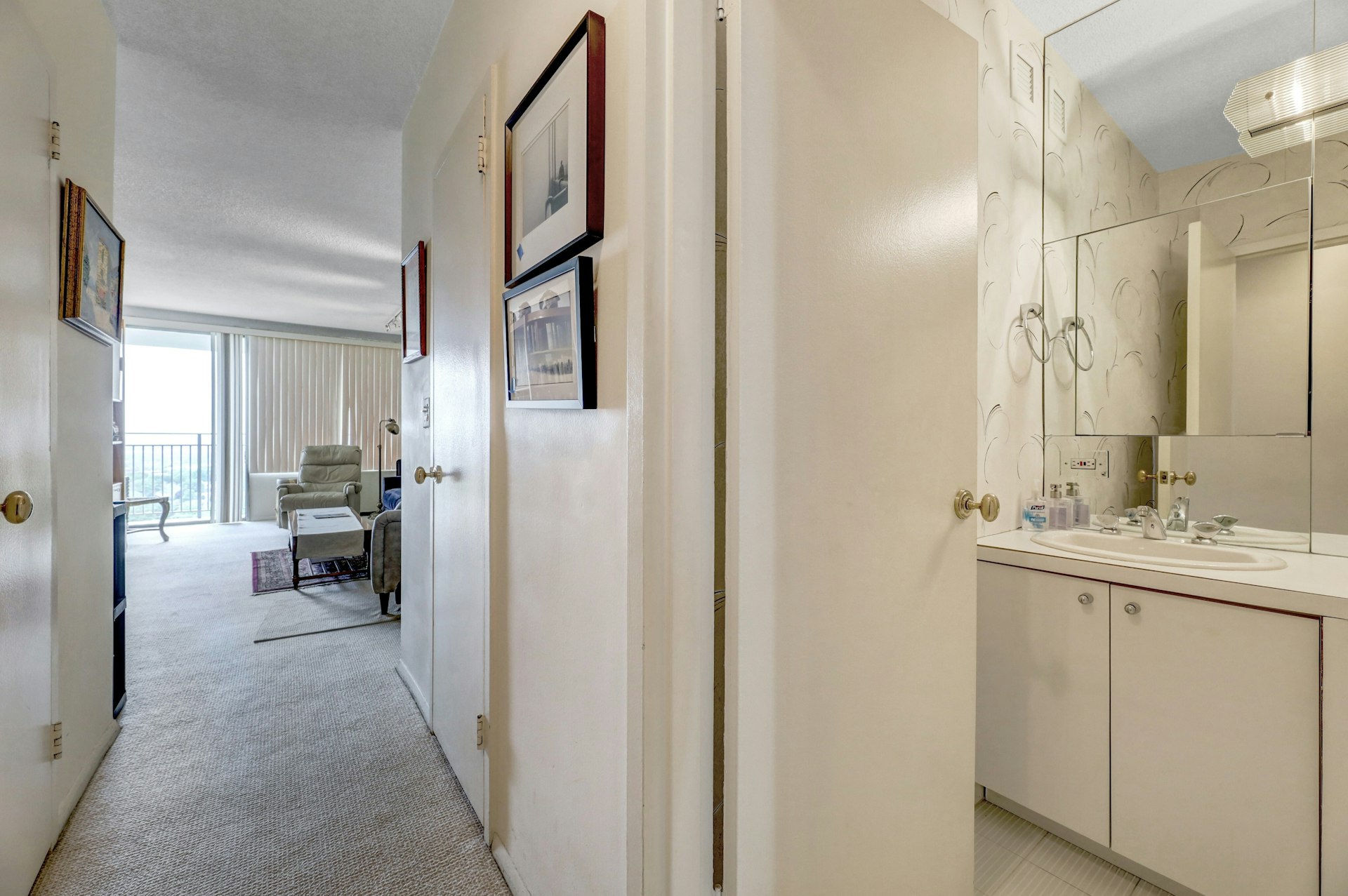 1530 Palisade Unit# 25B