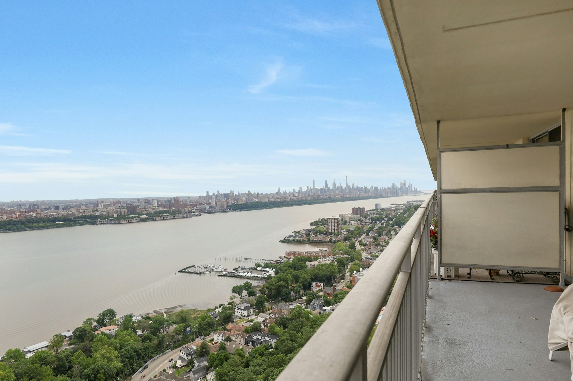 1530 Palisade Unit# 25B