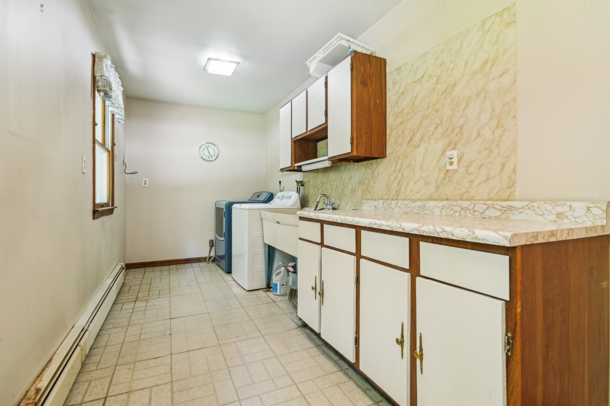 22 Christopher Place 