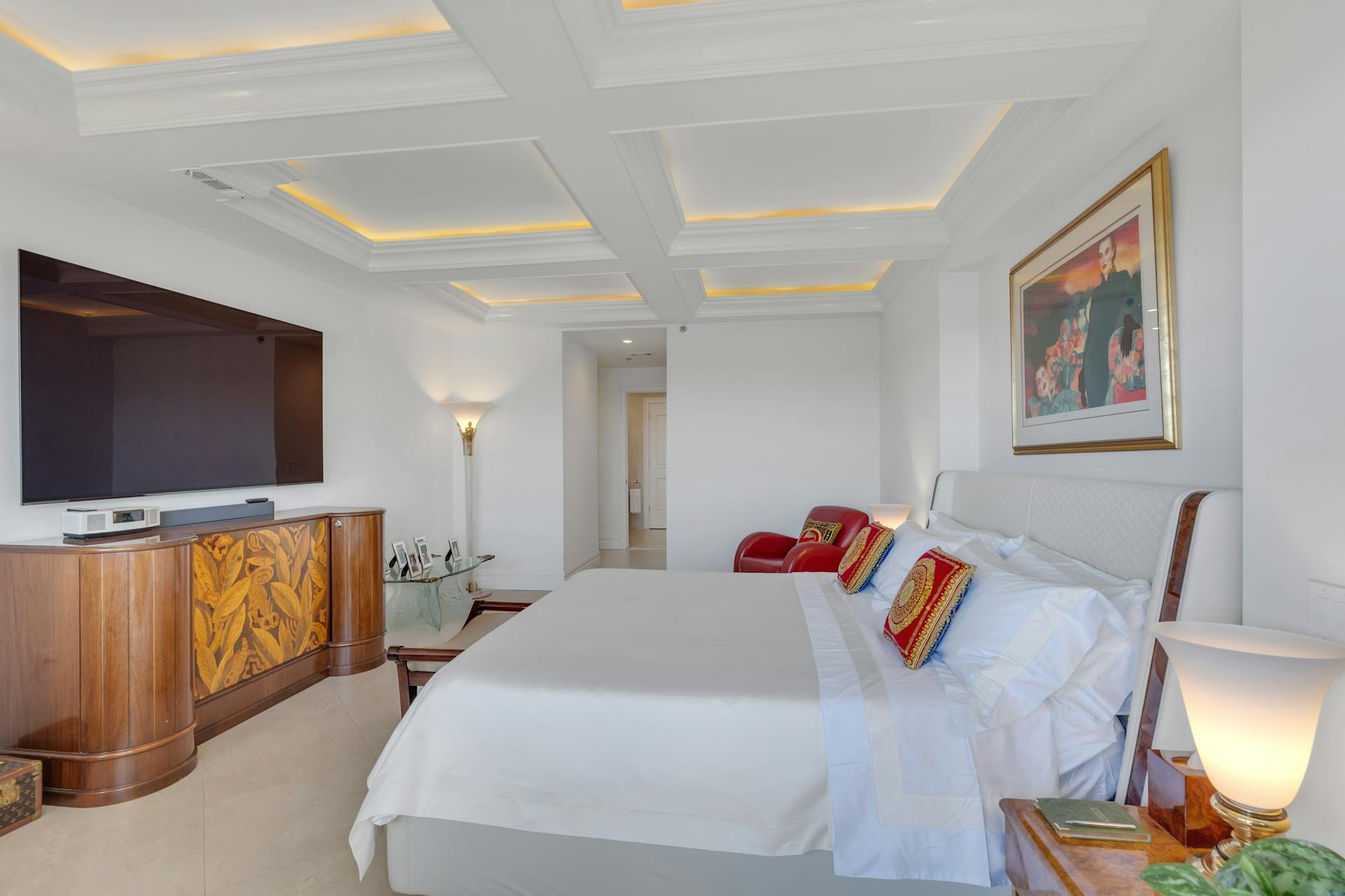 100 Carlyle Unit# CSVP6