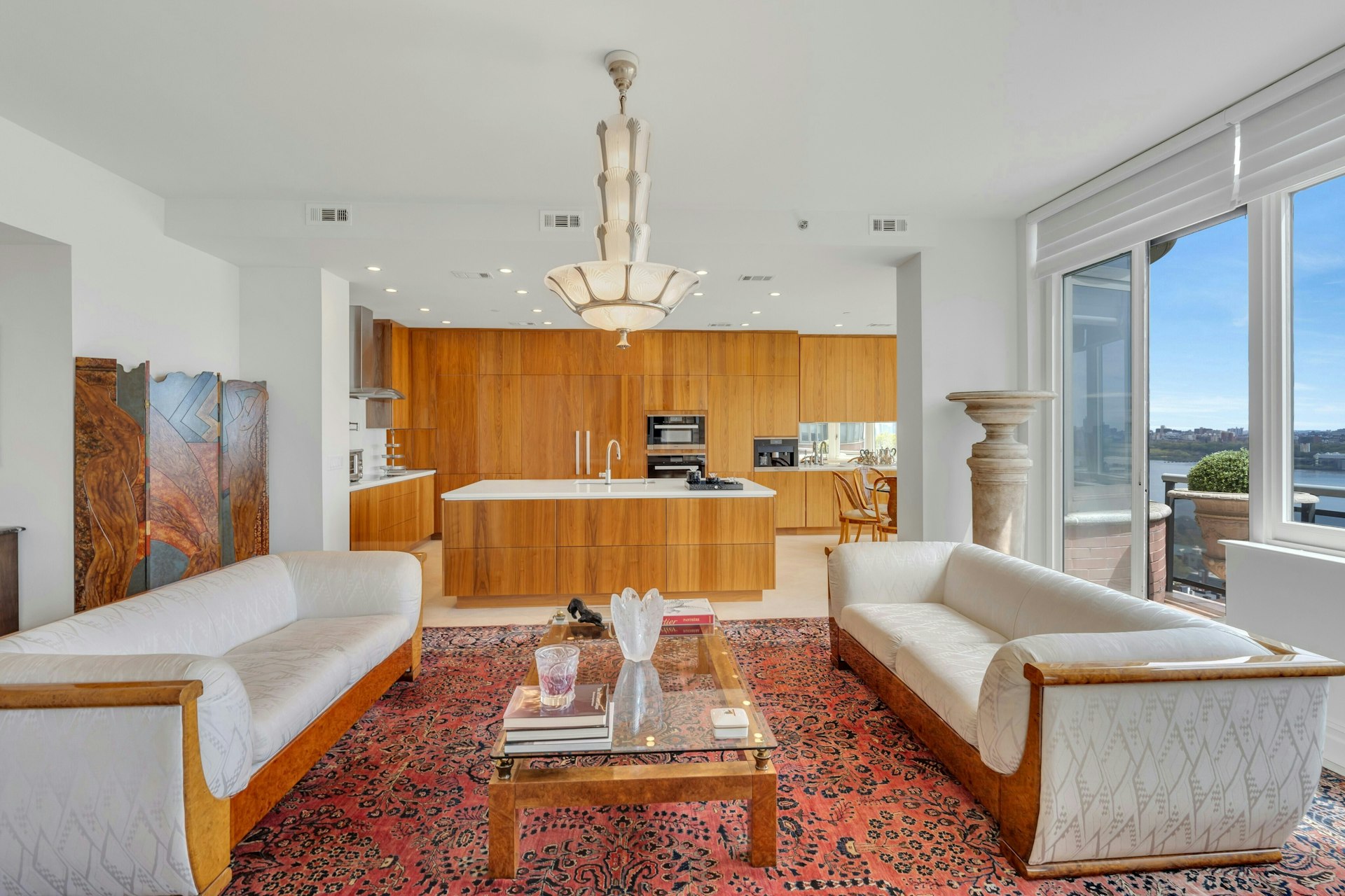 100 Carlyle Unit# CSVP6