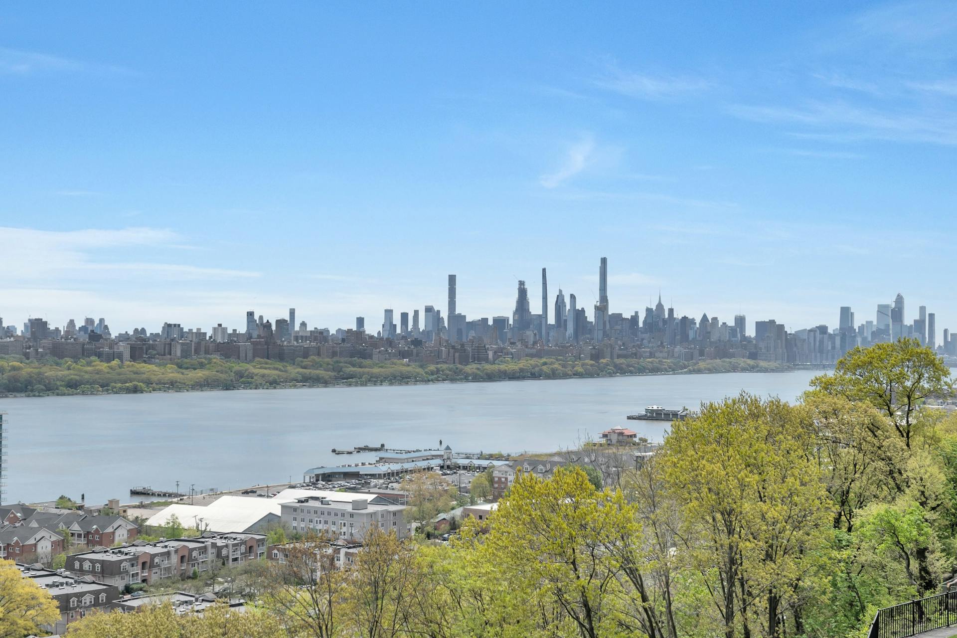 100 Carlyle Unit# CSVP6