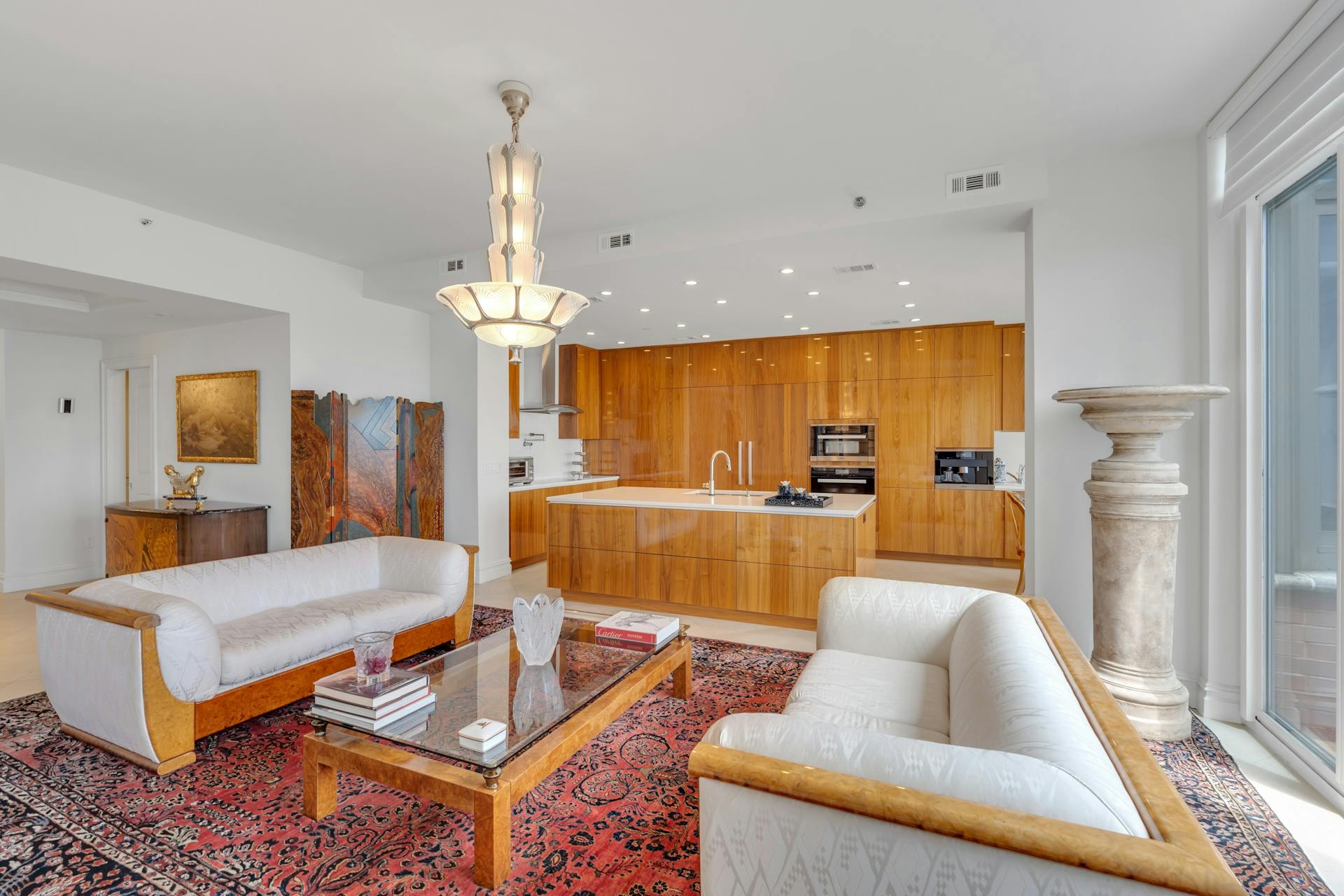 100 Carlyle Unit# CSVP6