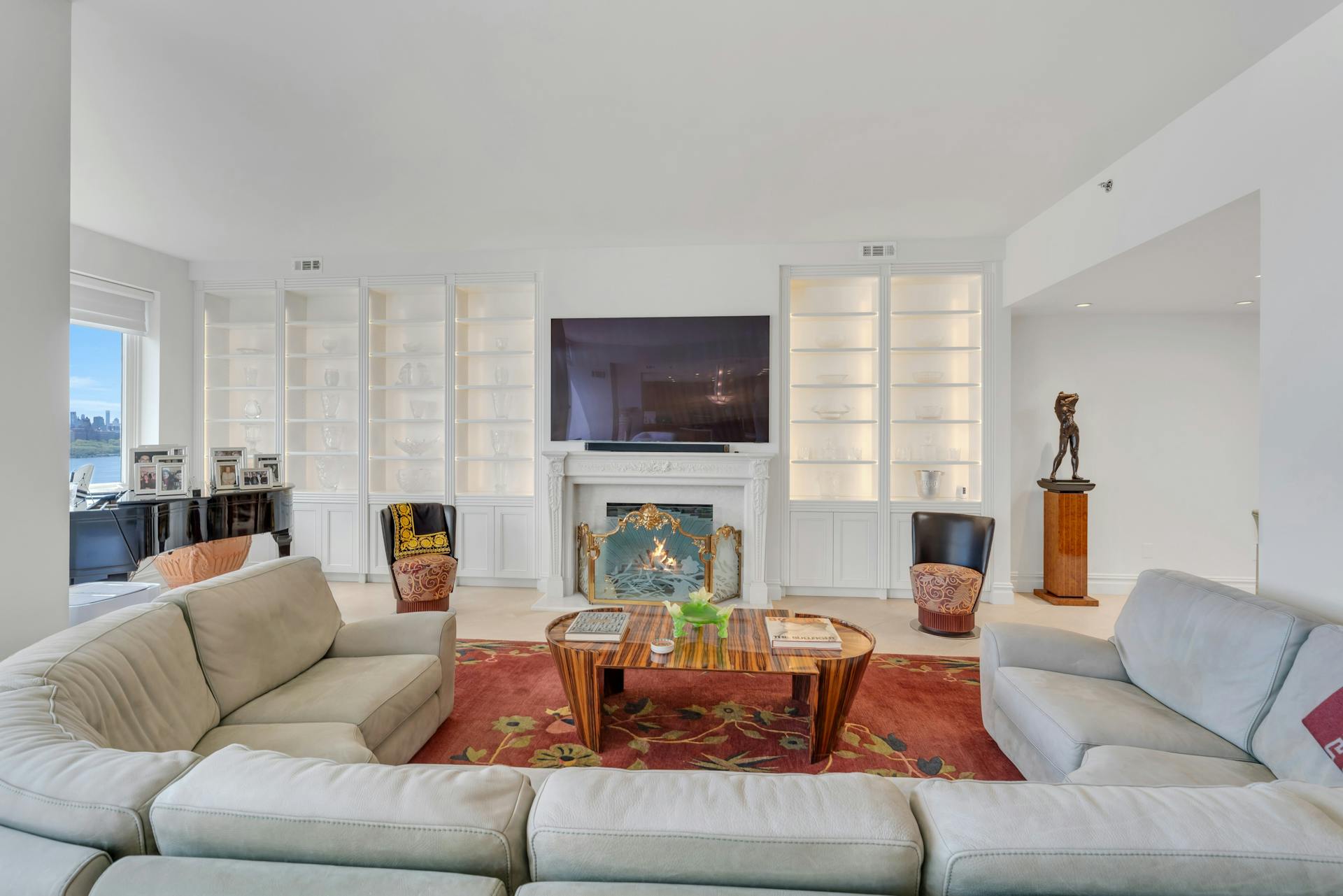 100 Carlyle Unit# CSVP6