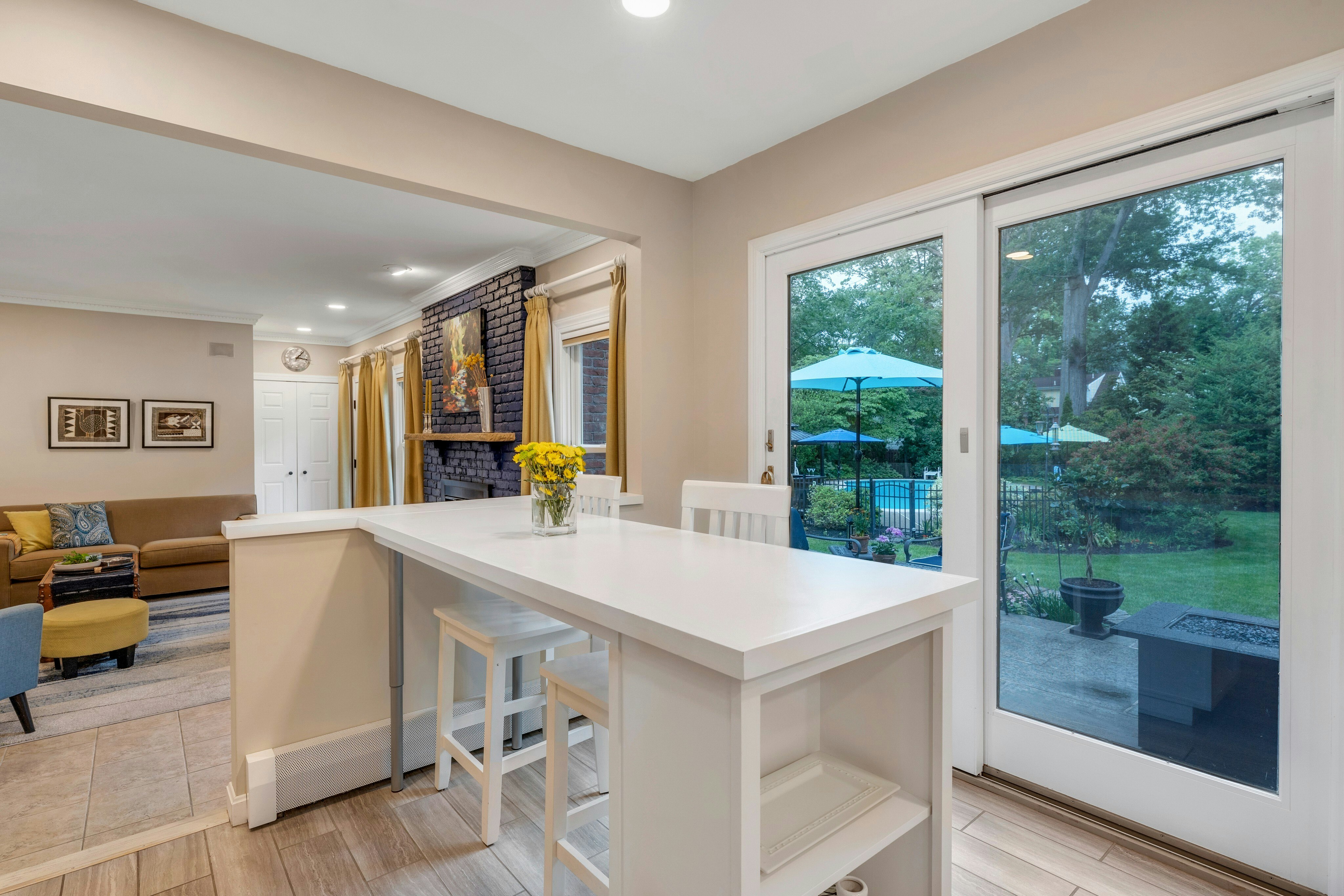 186 Coolidge Terrace 