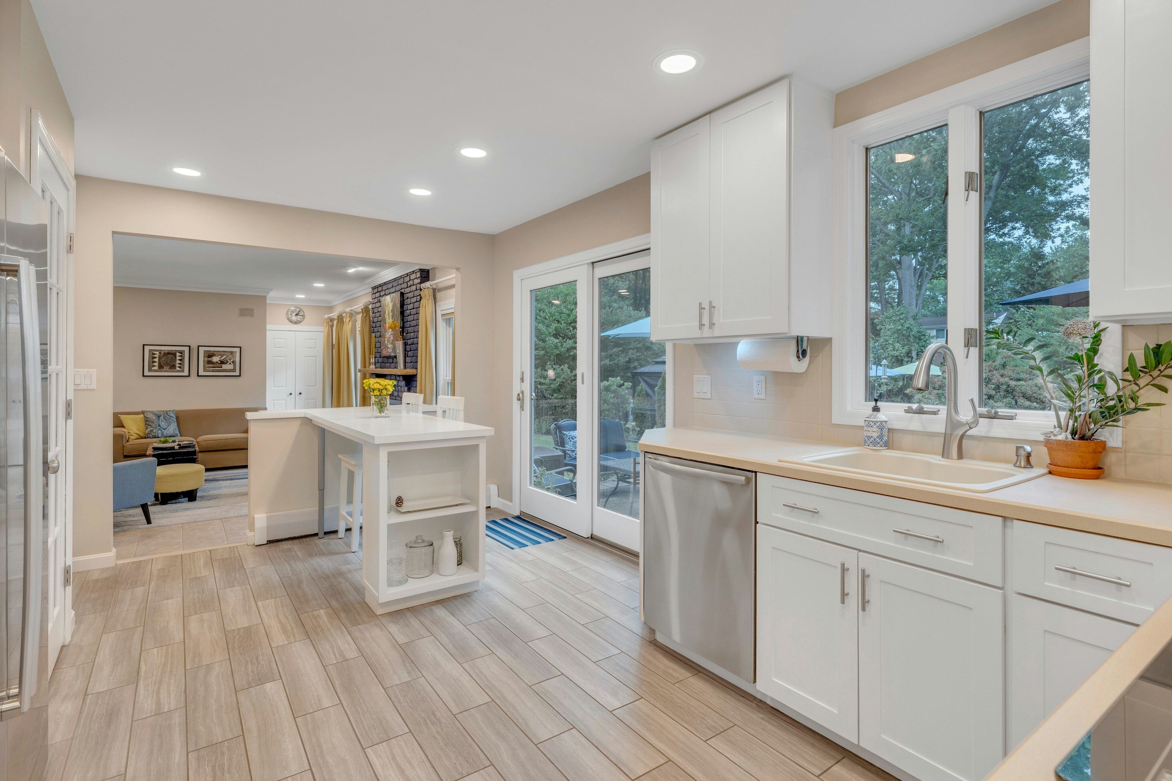 186 Coolidge Terrace 