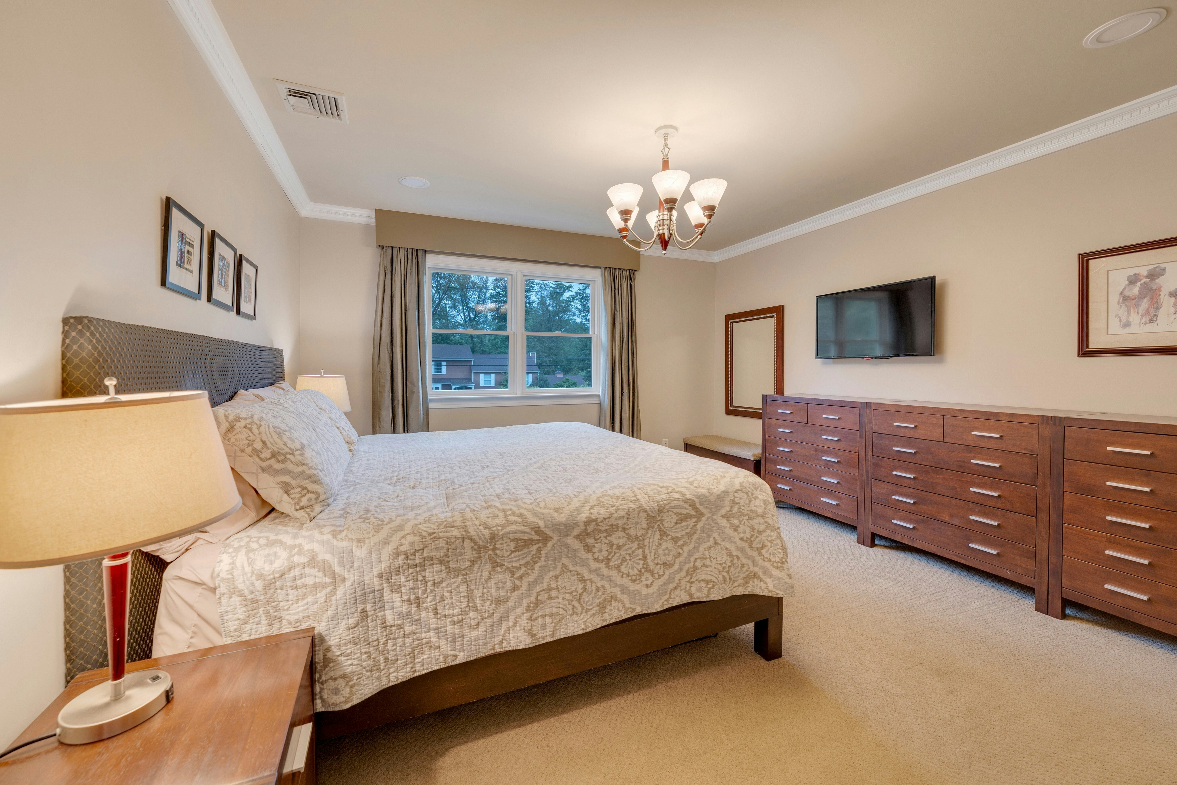 186 Coolidge Terrace 