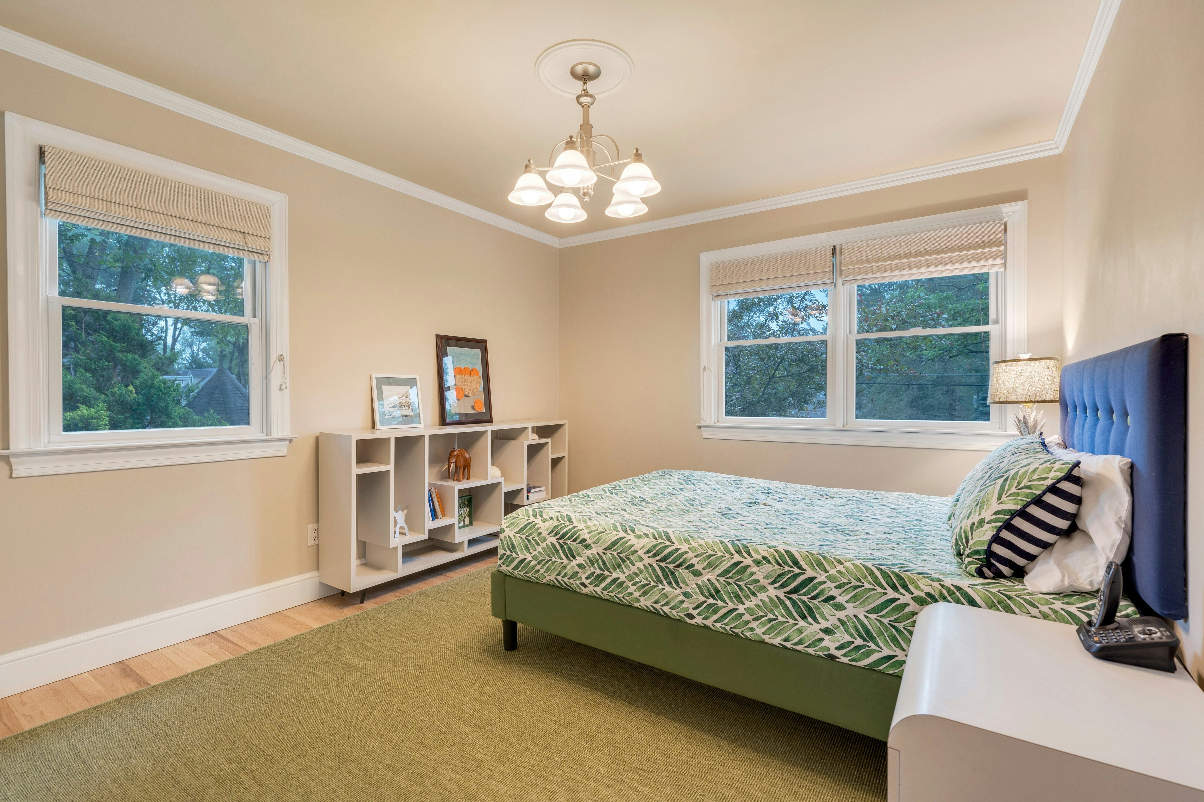 186 Coolidge Terrace 