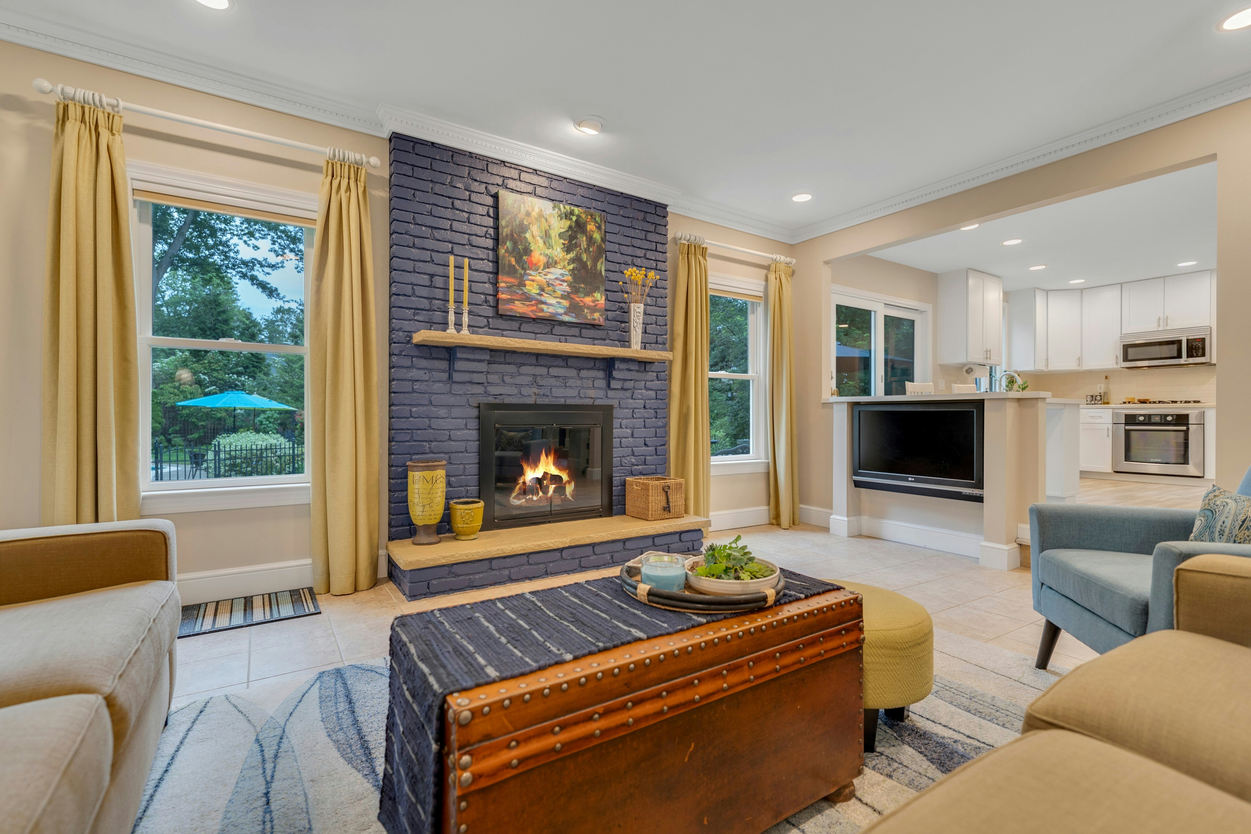 186 Coolidge Terrace 