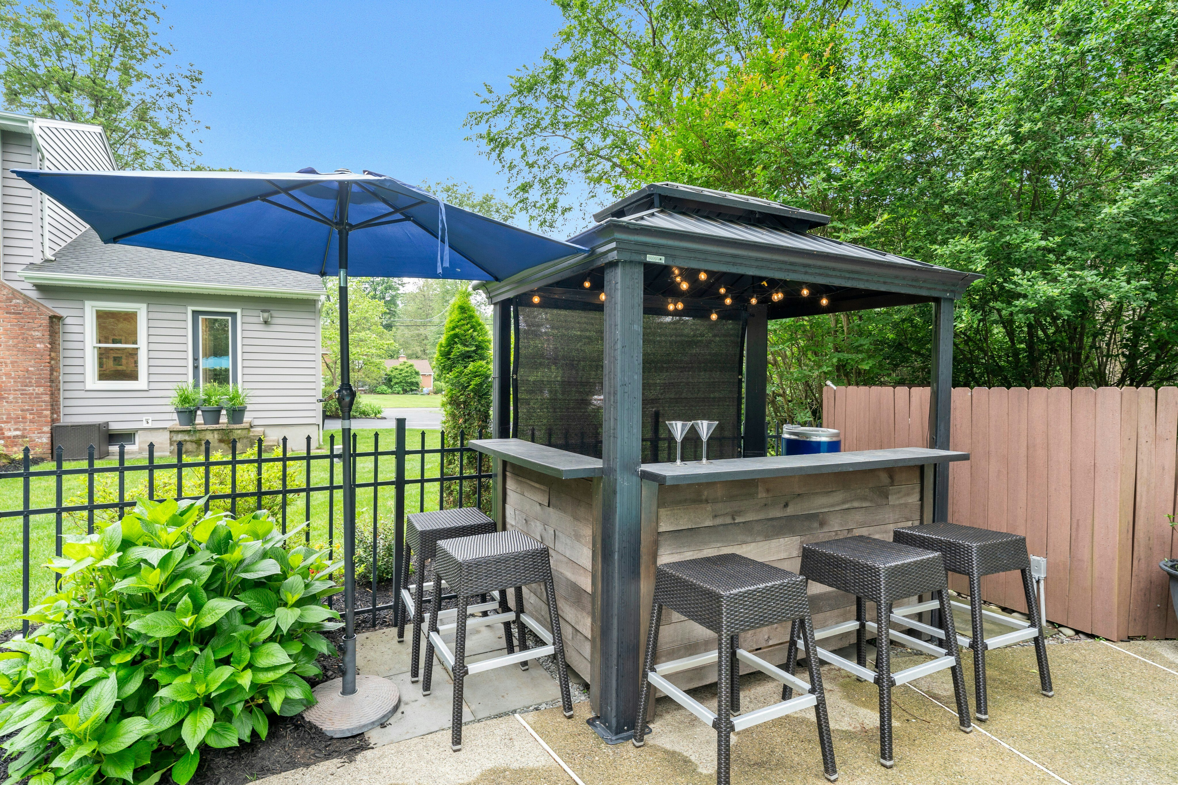 186 Coolidge Terrace 