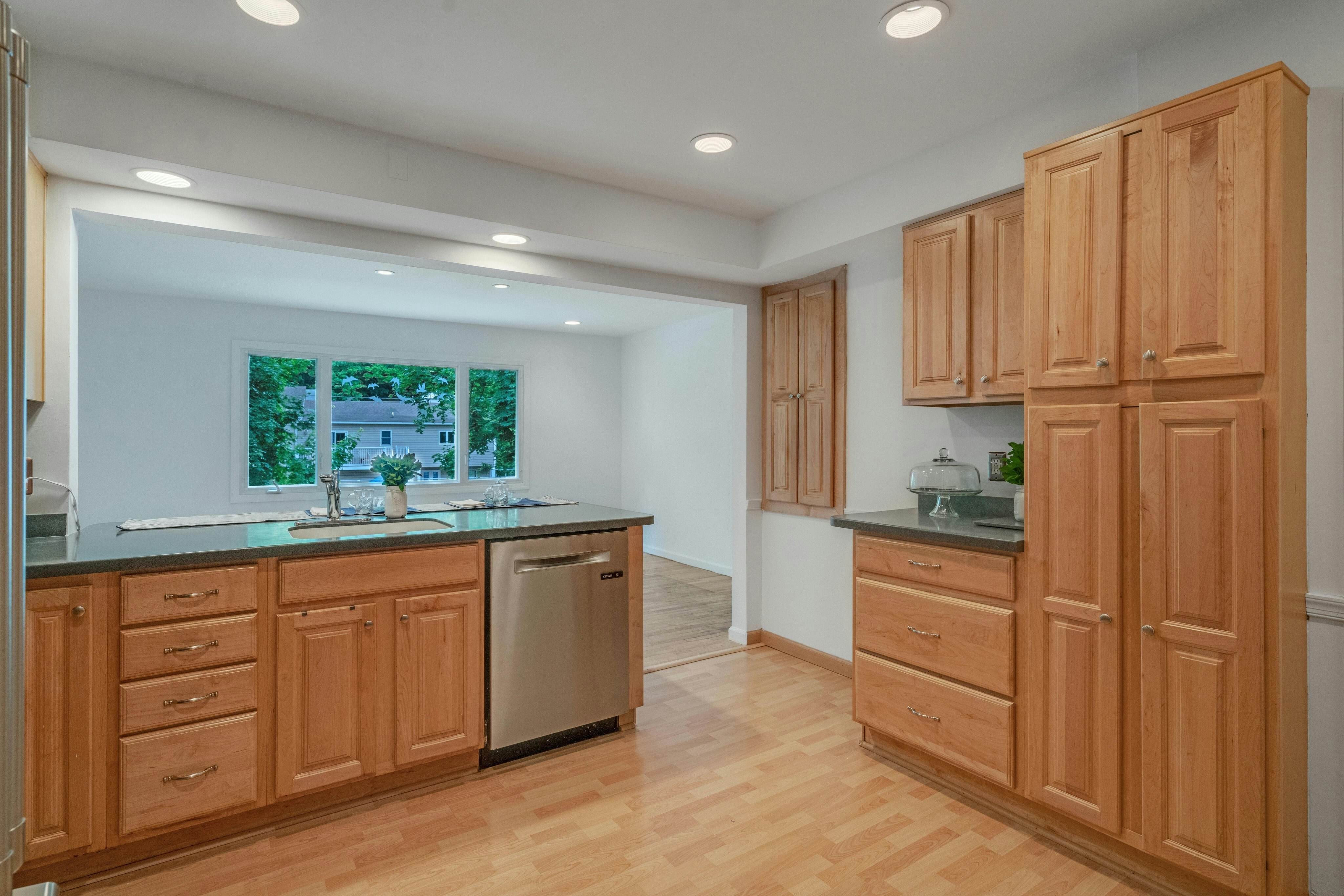 14 Mohawk Avenue 