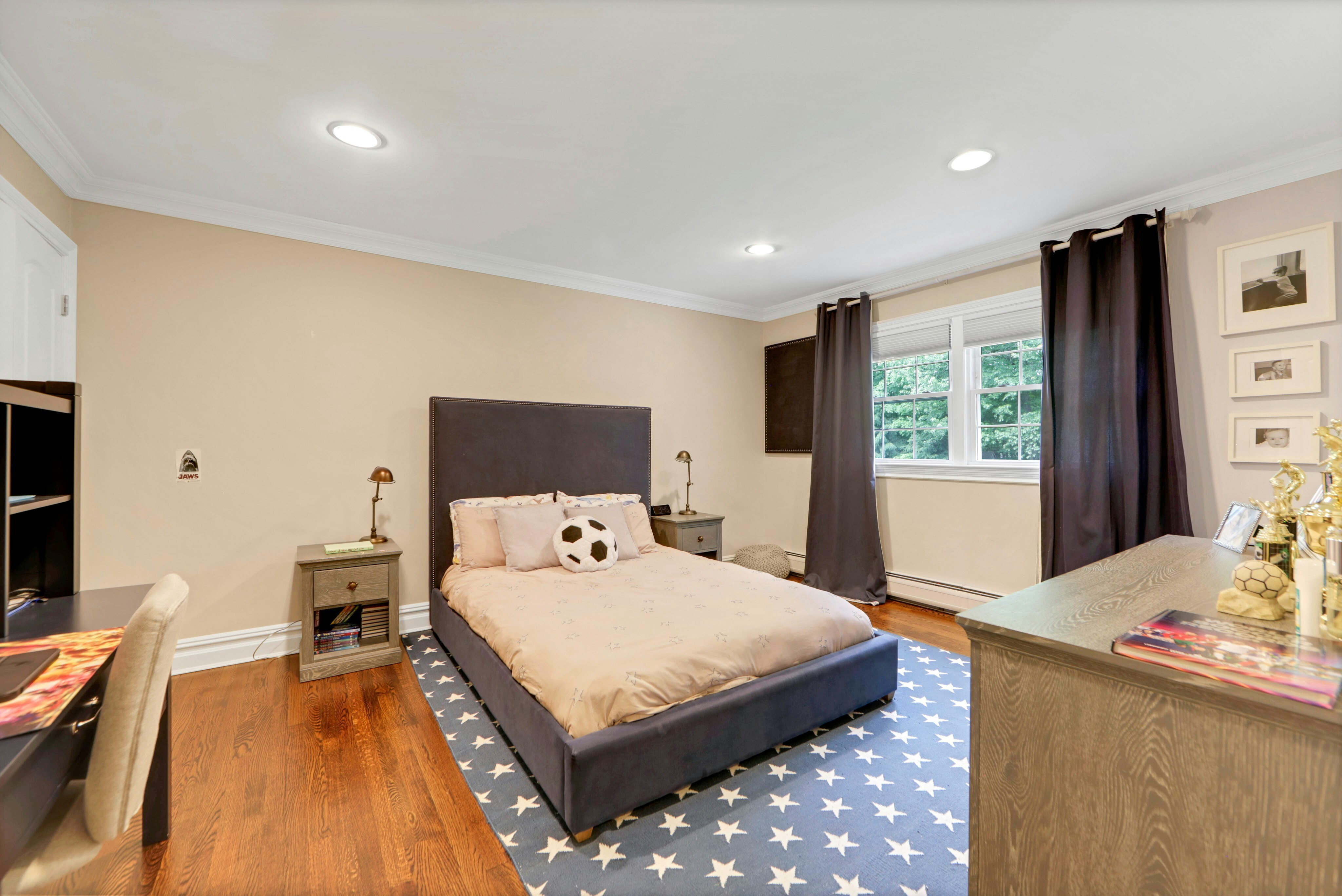 325 Hobar Court 