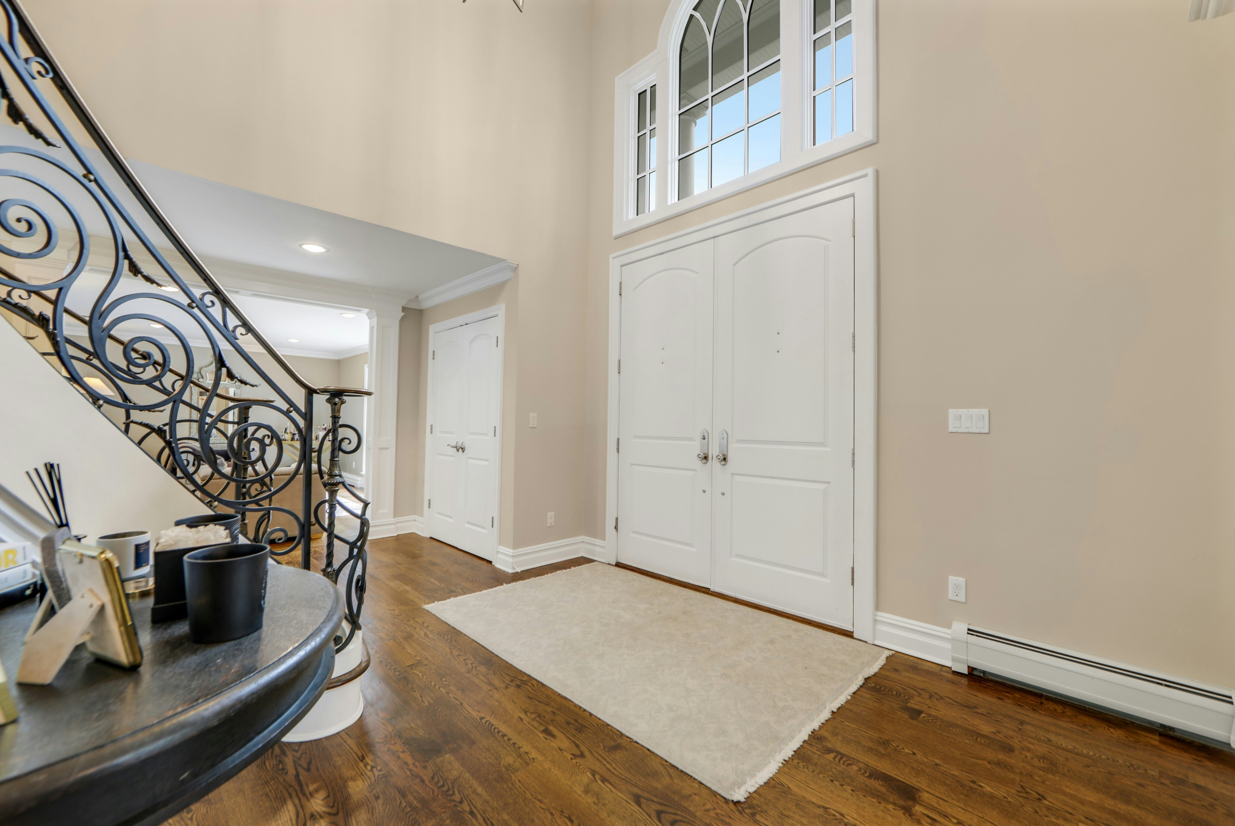 325 Hobar Court 