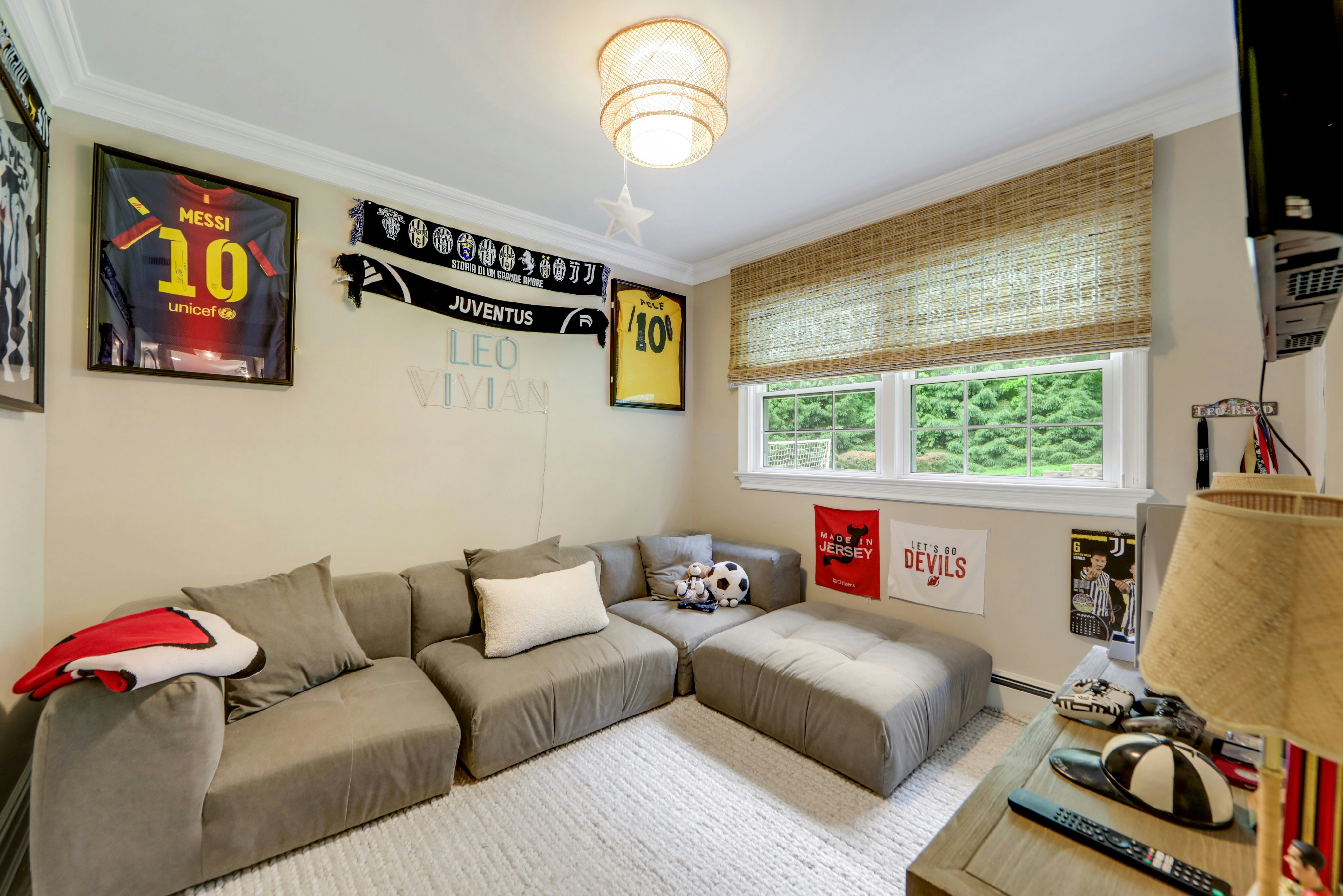 325 Hobar Court 