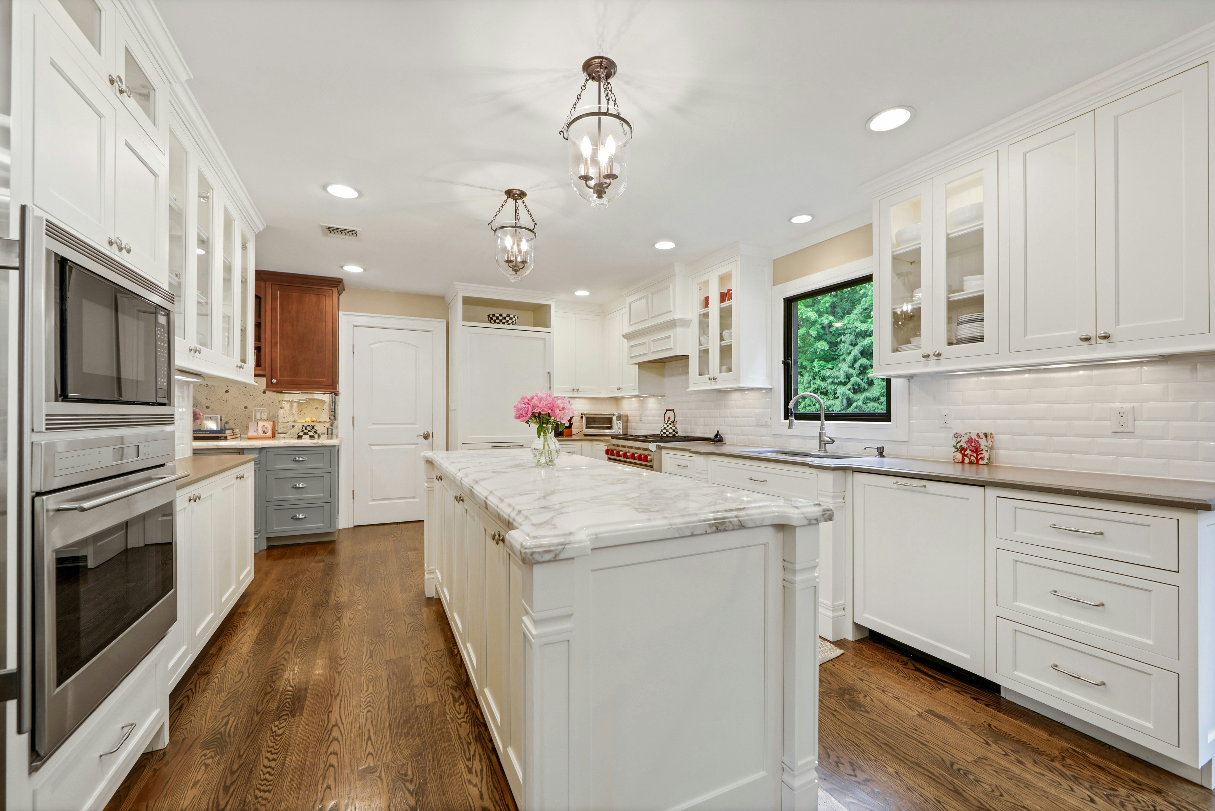 325 Hobar Court 