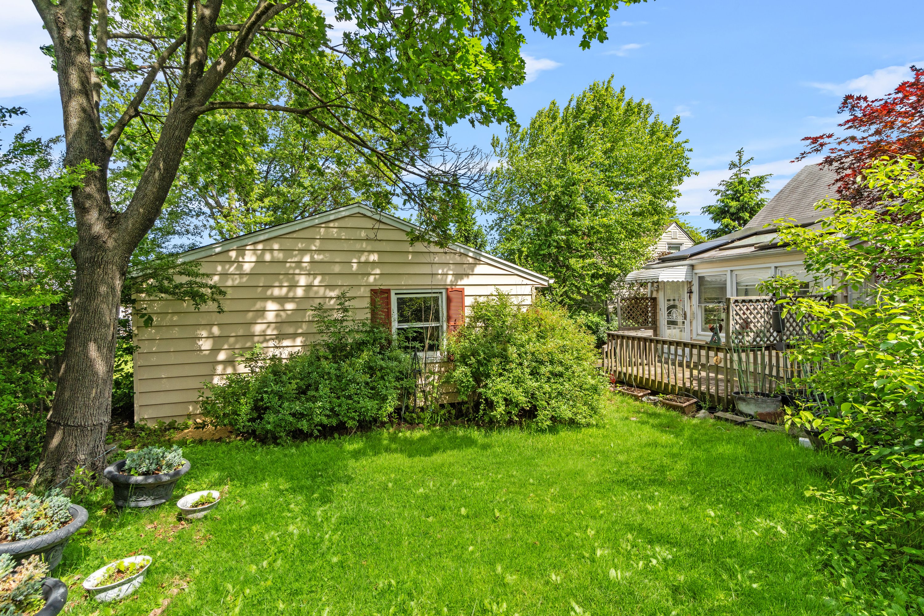 9 Rutan Place 