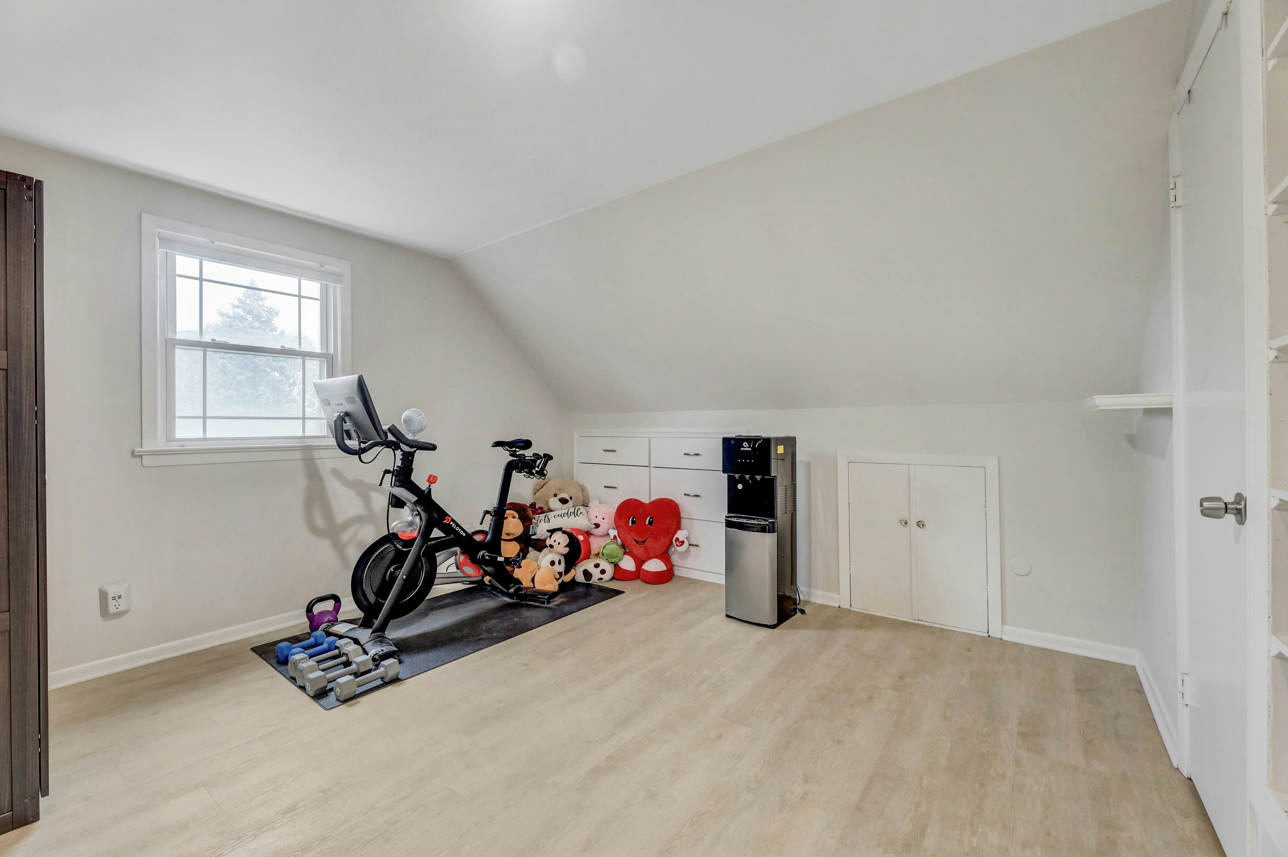 236 Vanderburgh Avenue 