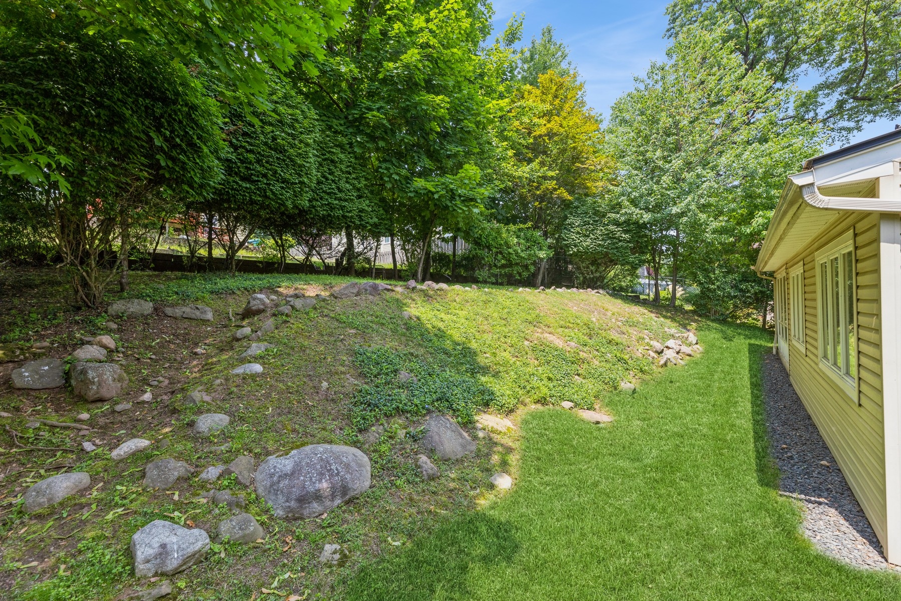 277 Jefferson Avenue 