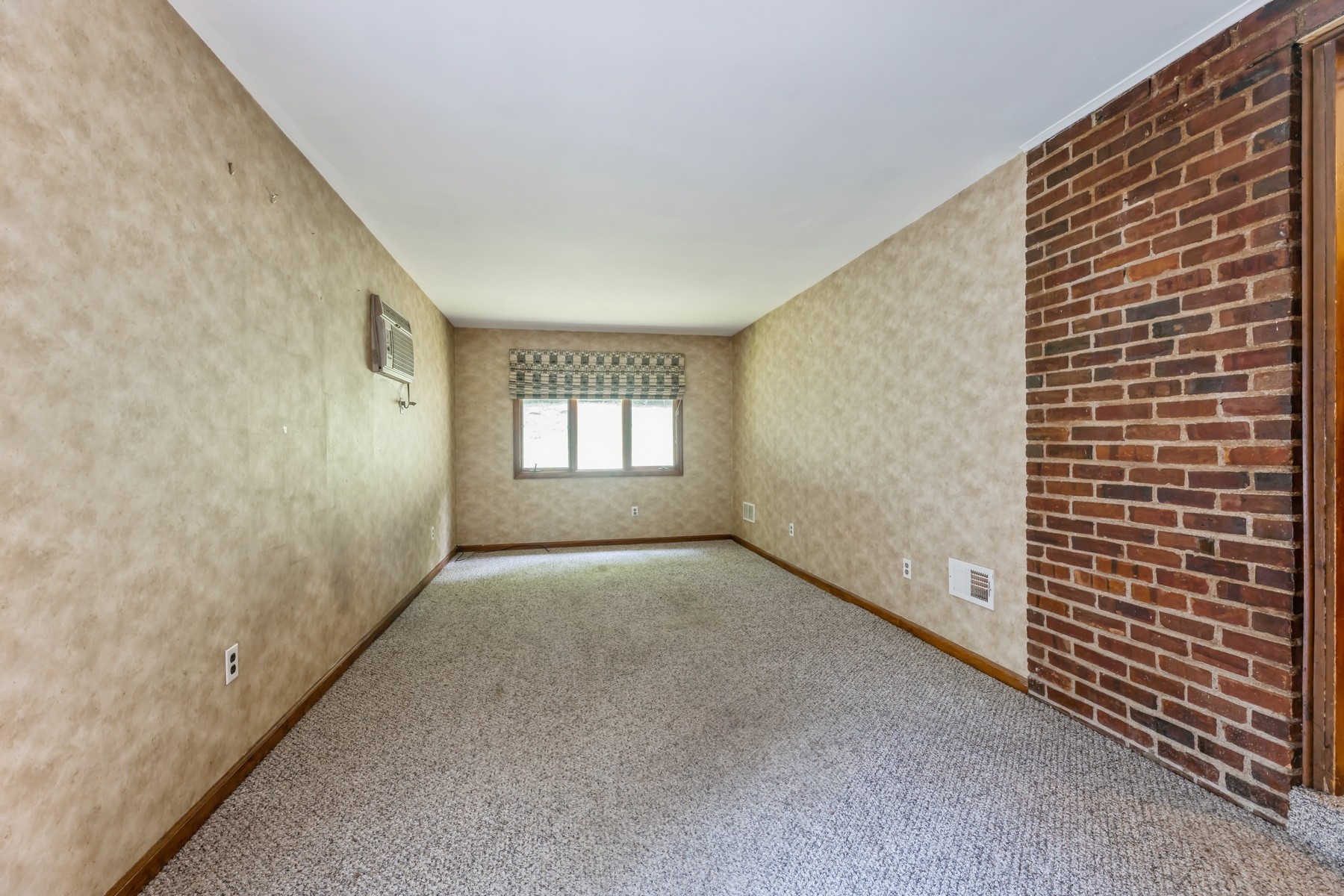 277 Jefferson Avenue 