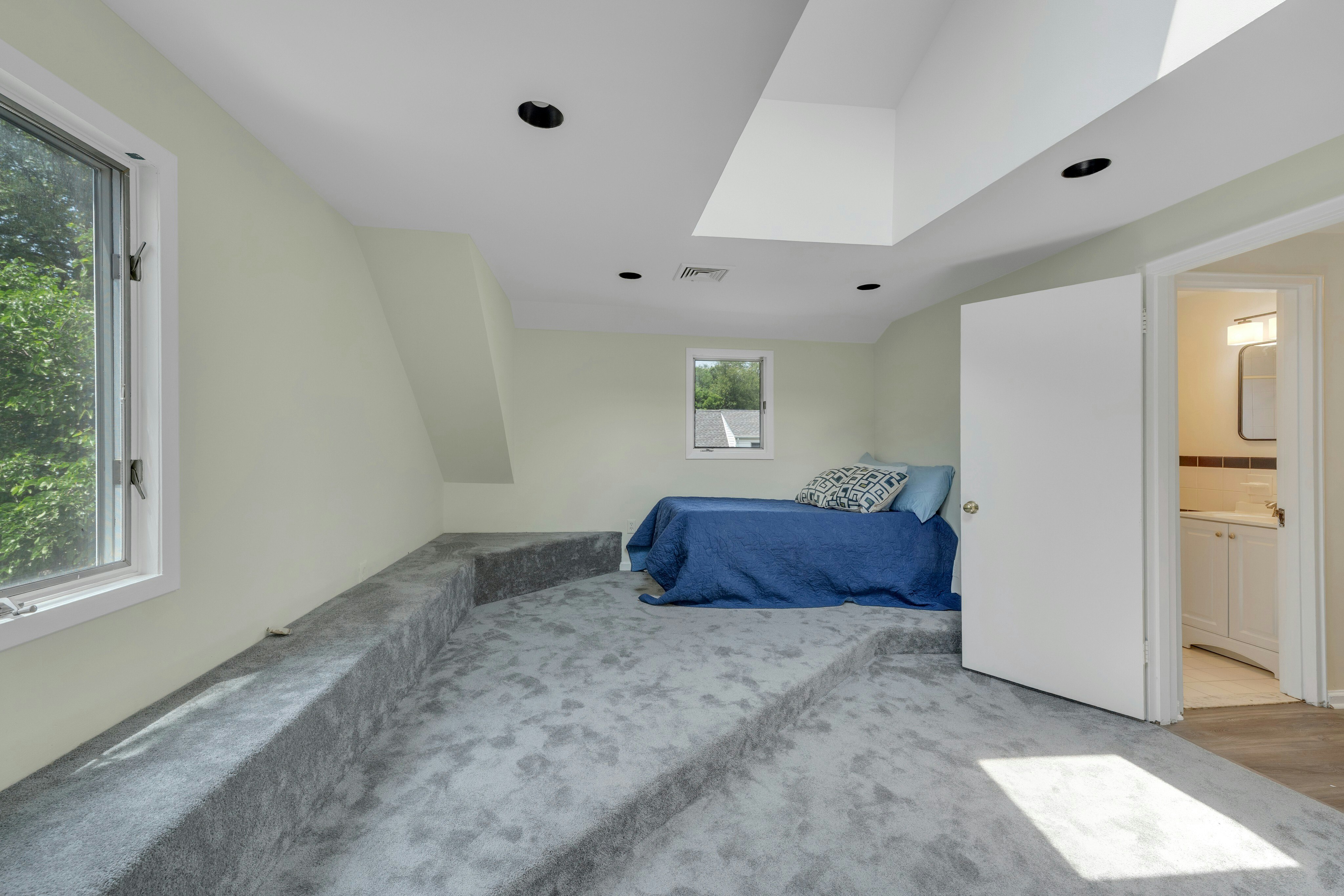 11-17 Fairhaven Place 