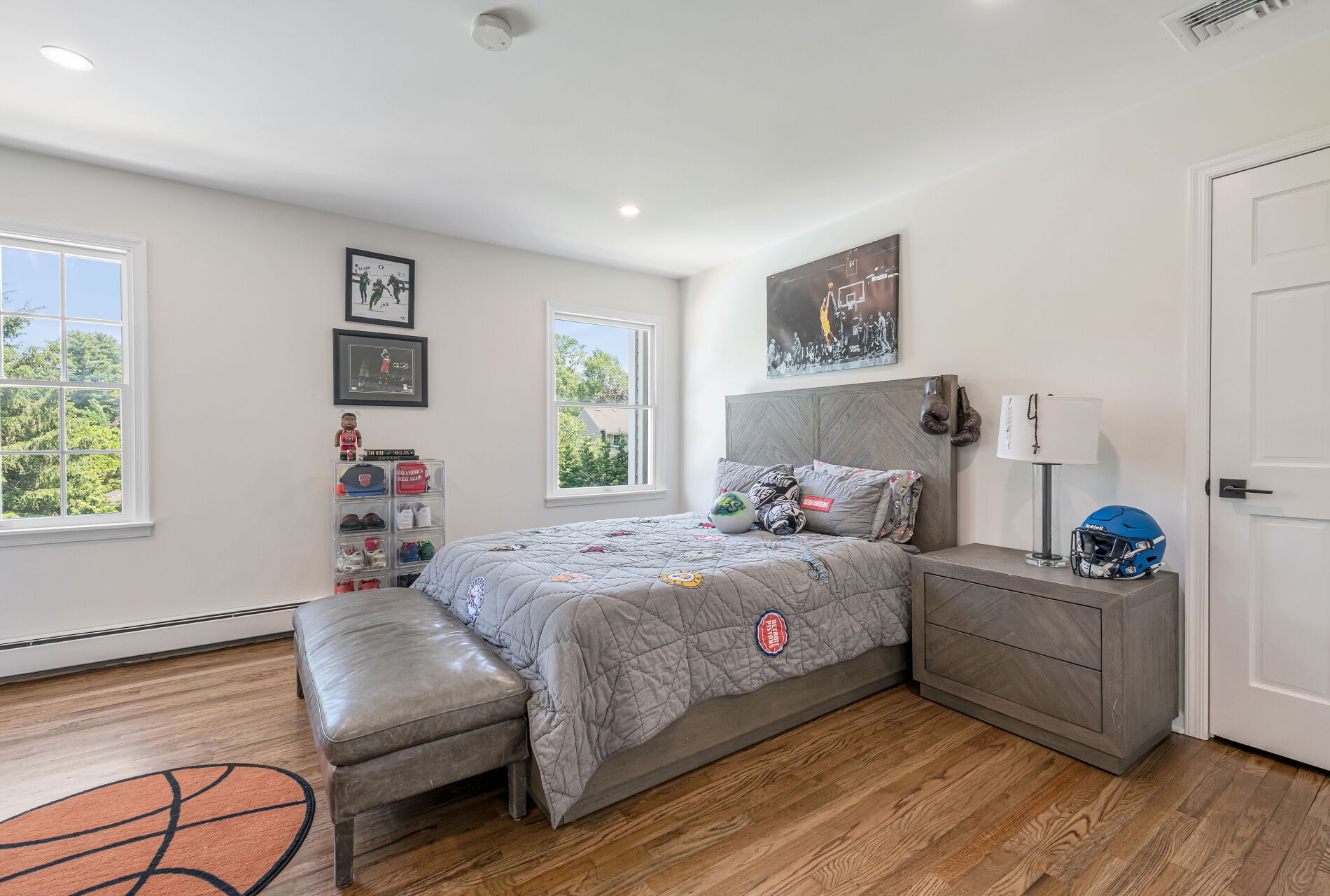 813 Sussex