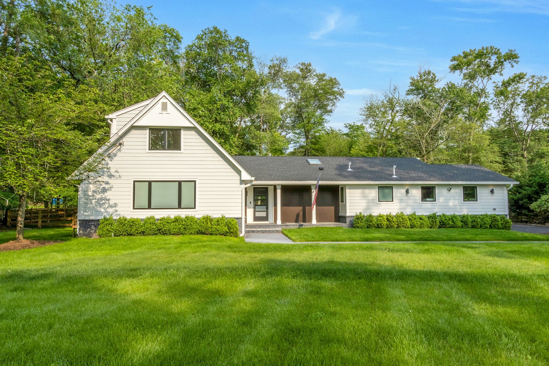 14 Rambling Brook Road 