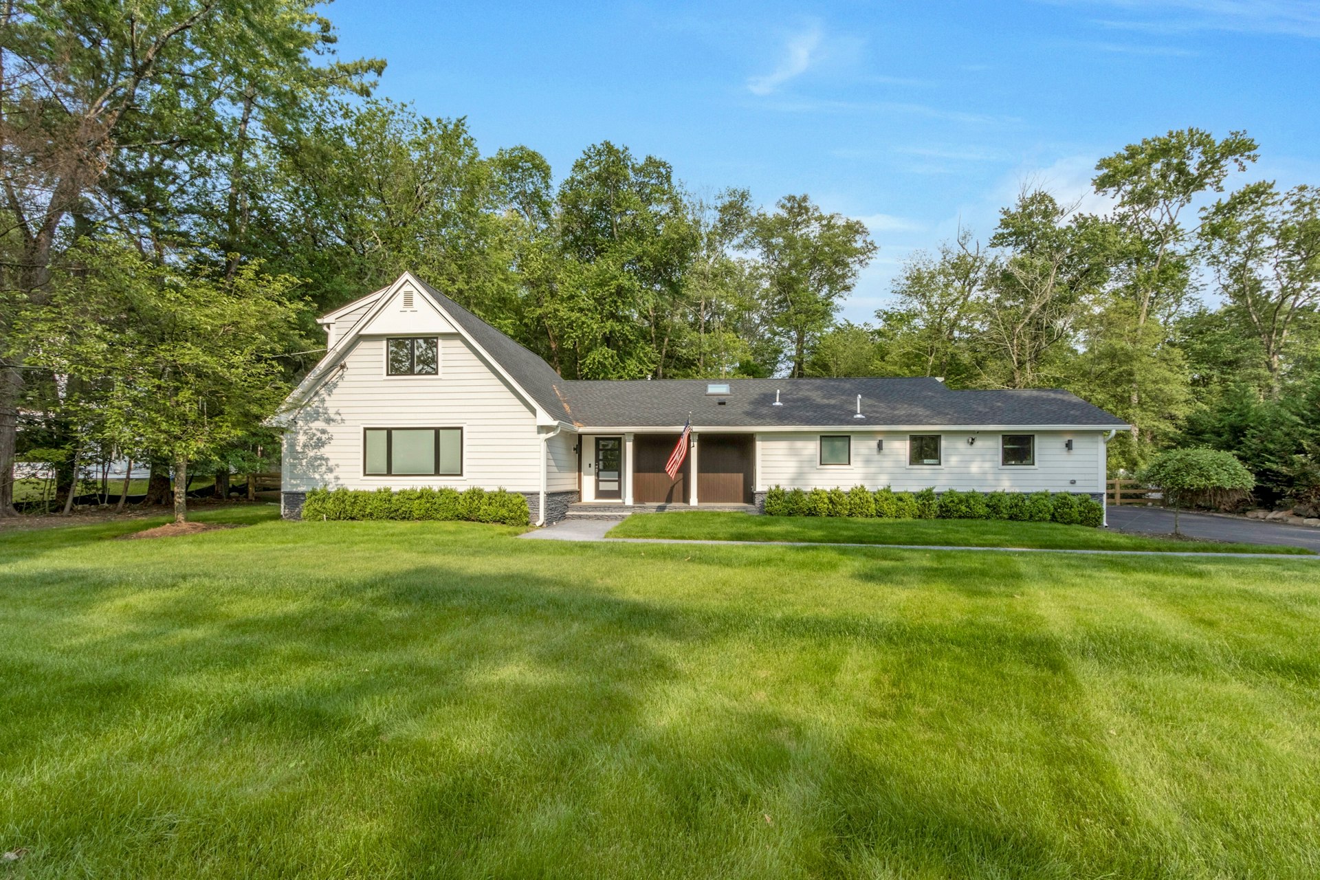 14 Rambling Brook Road 