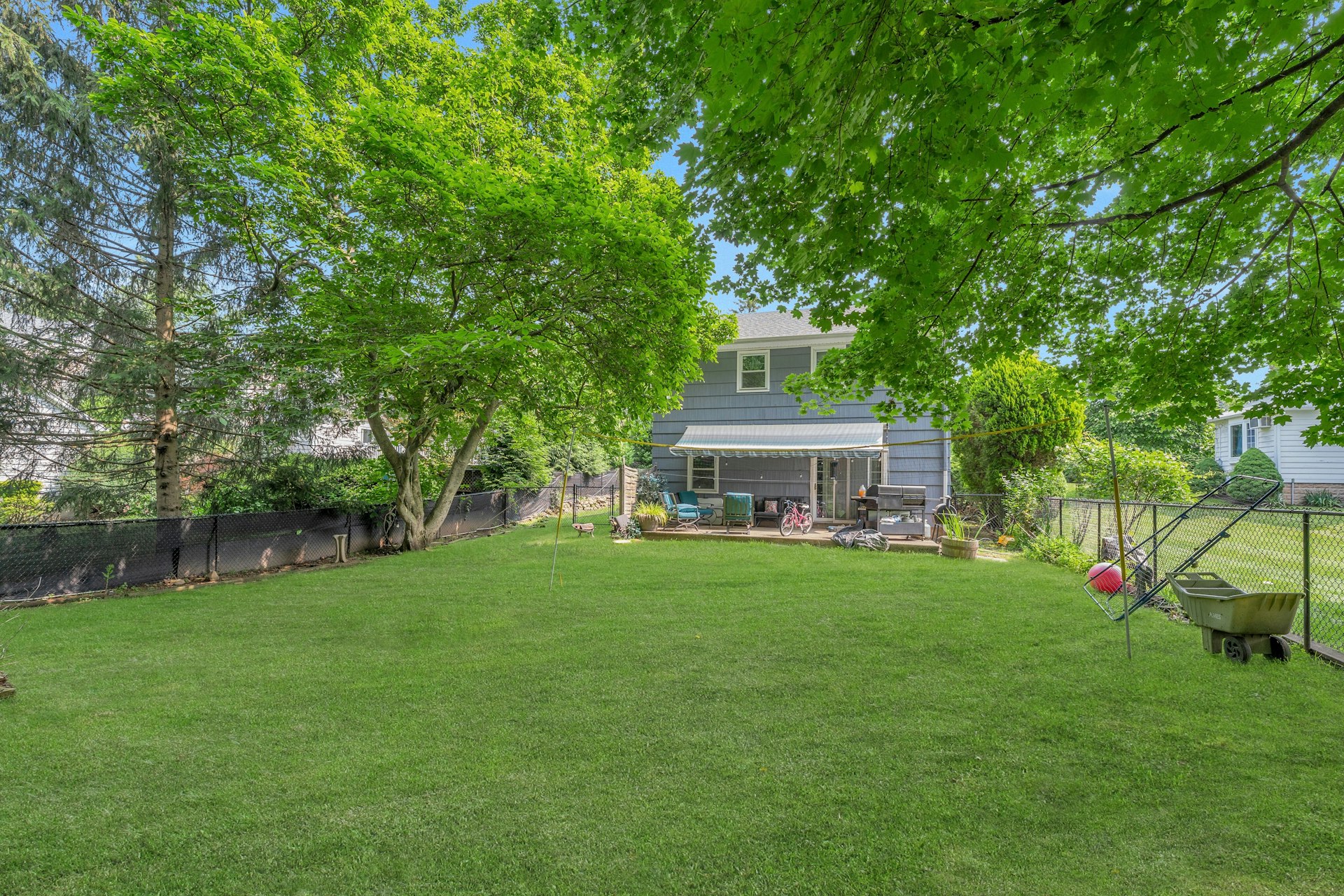106 Hillside 
