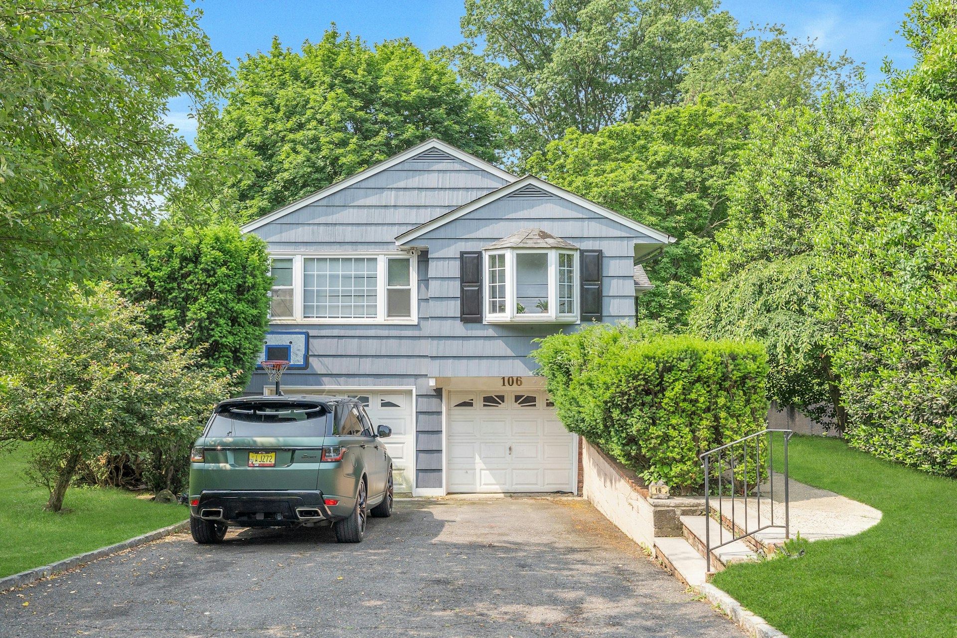 106 Hillside 