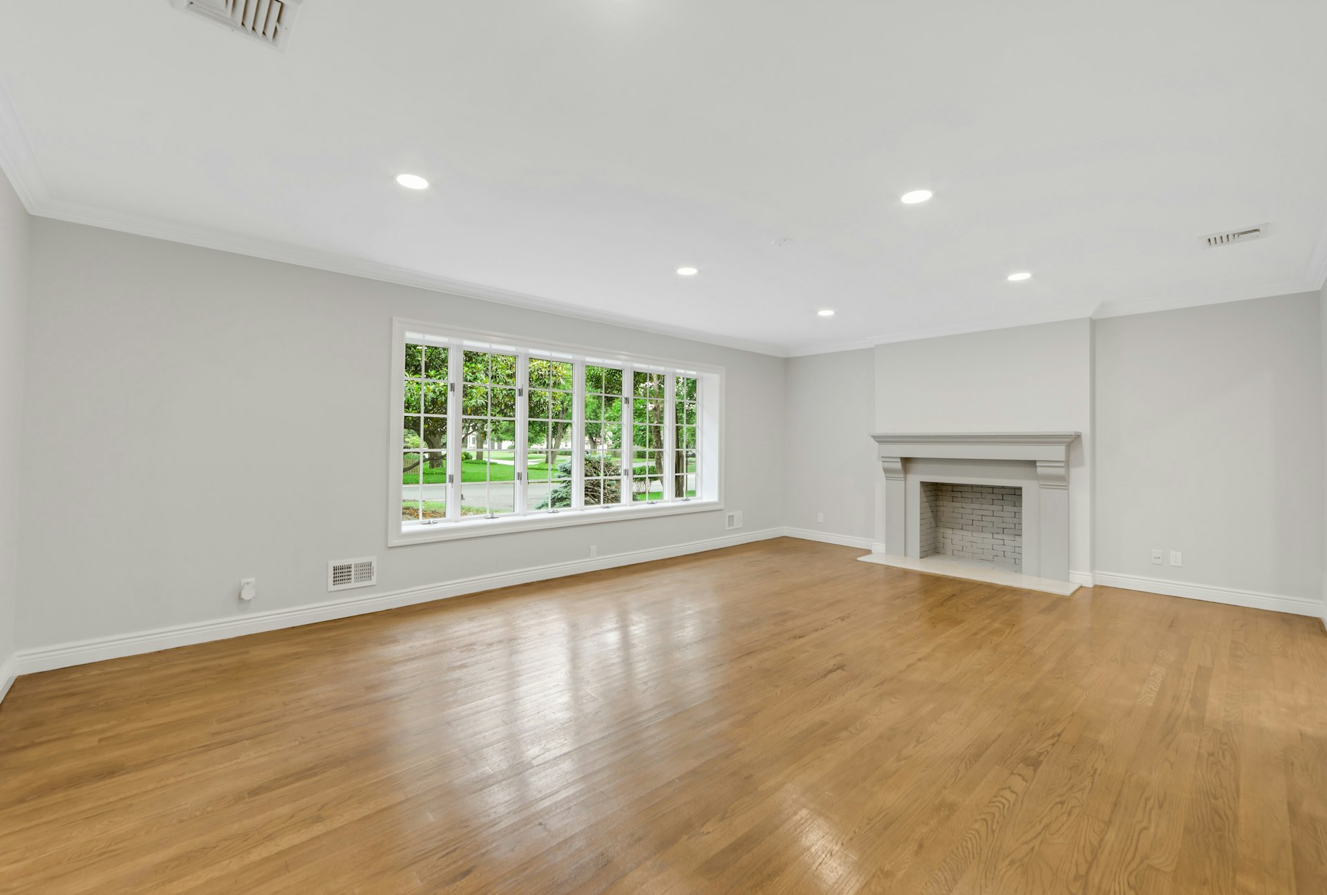 242 Brook Street 
