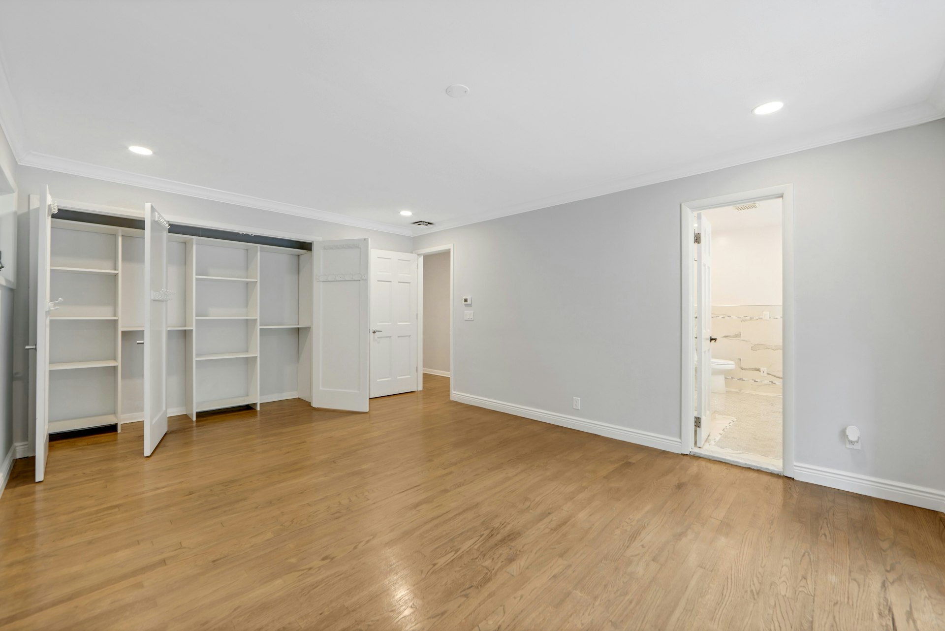 242 Brook Street 