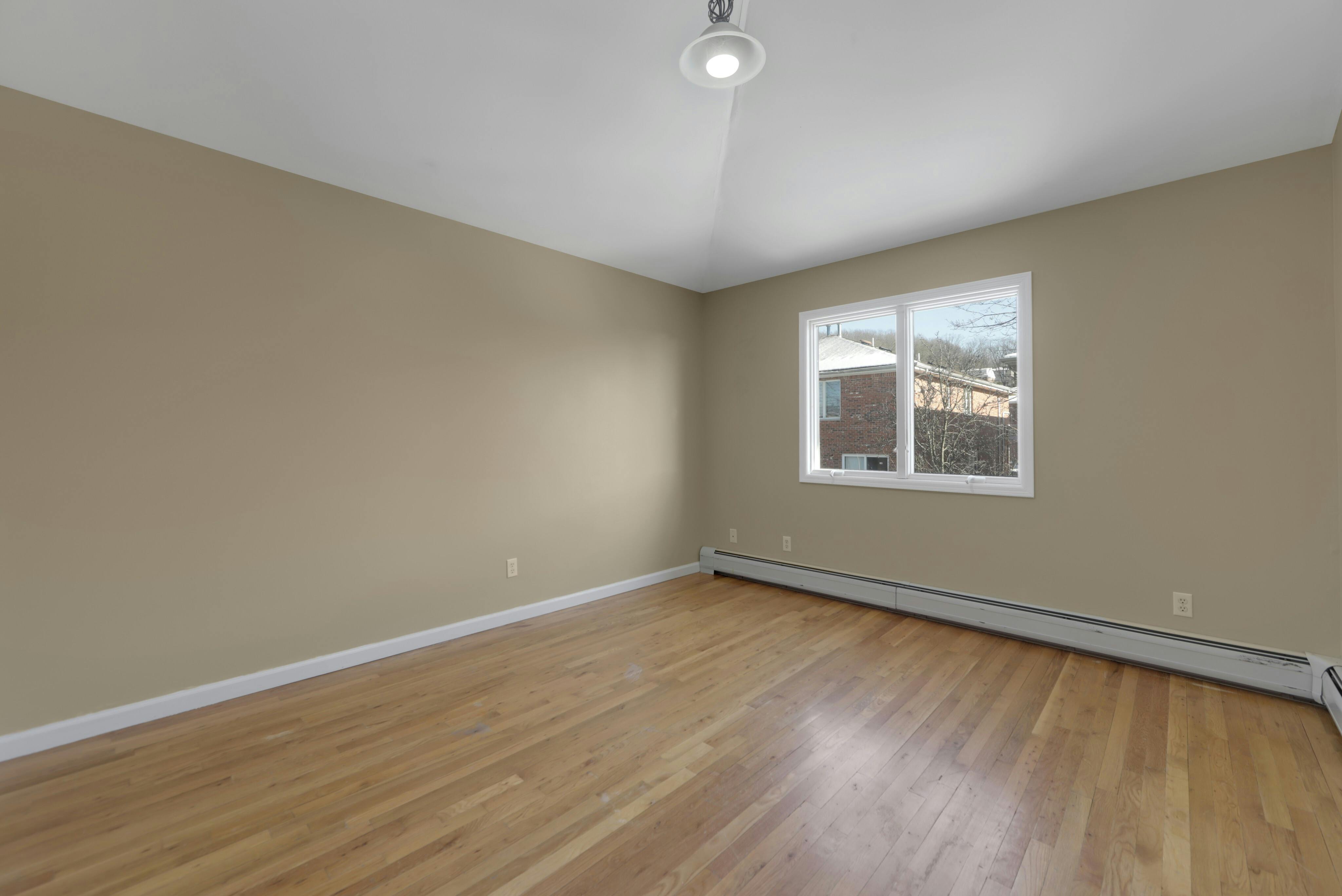 530A 1st Street 
