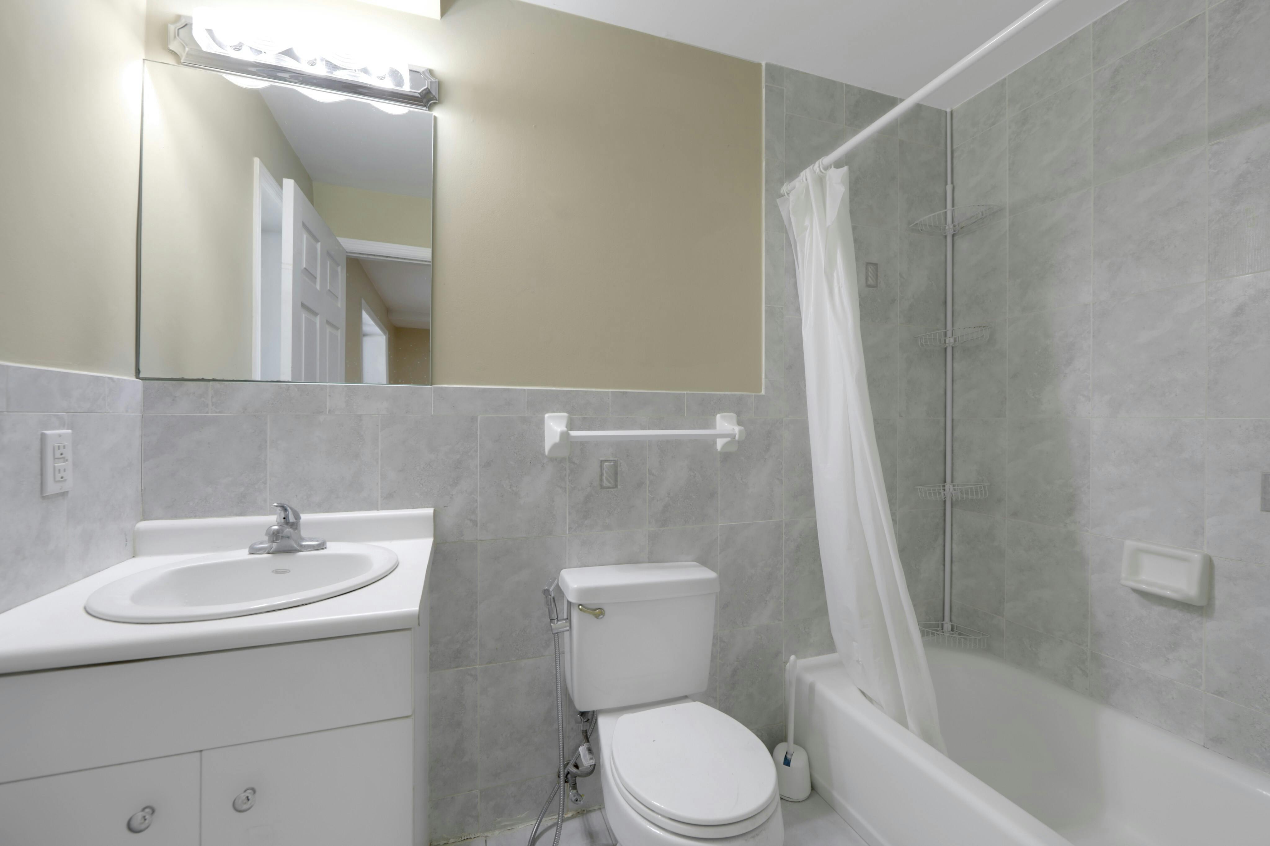 530A 1st Street 