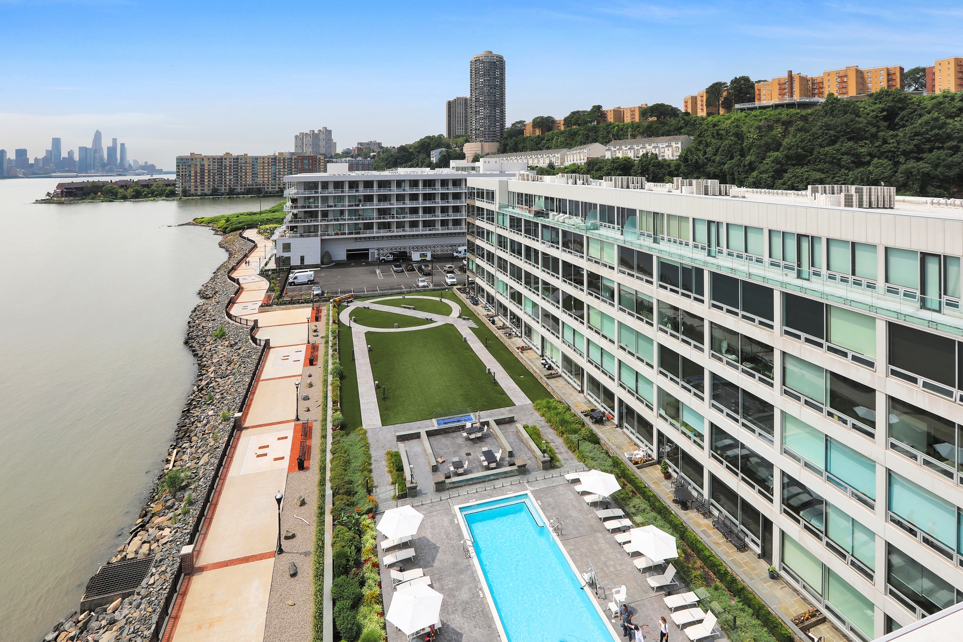 9 Somerset Lane Unit 104
