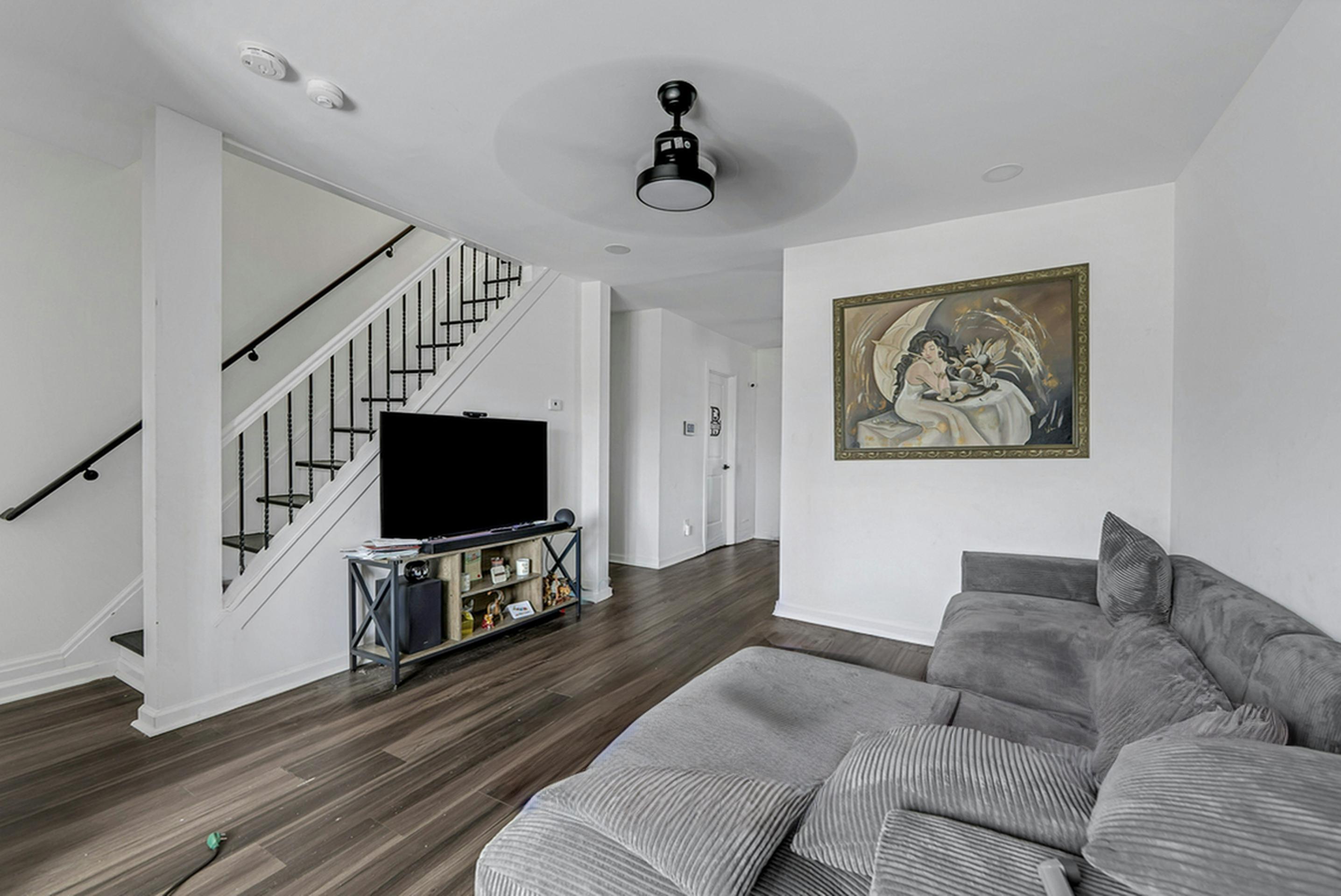 24-09 Raphael Street 