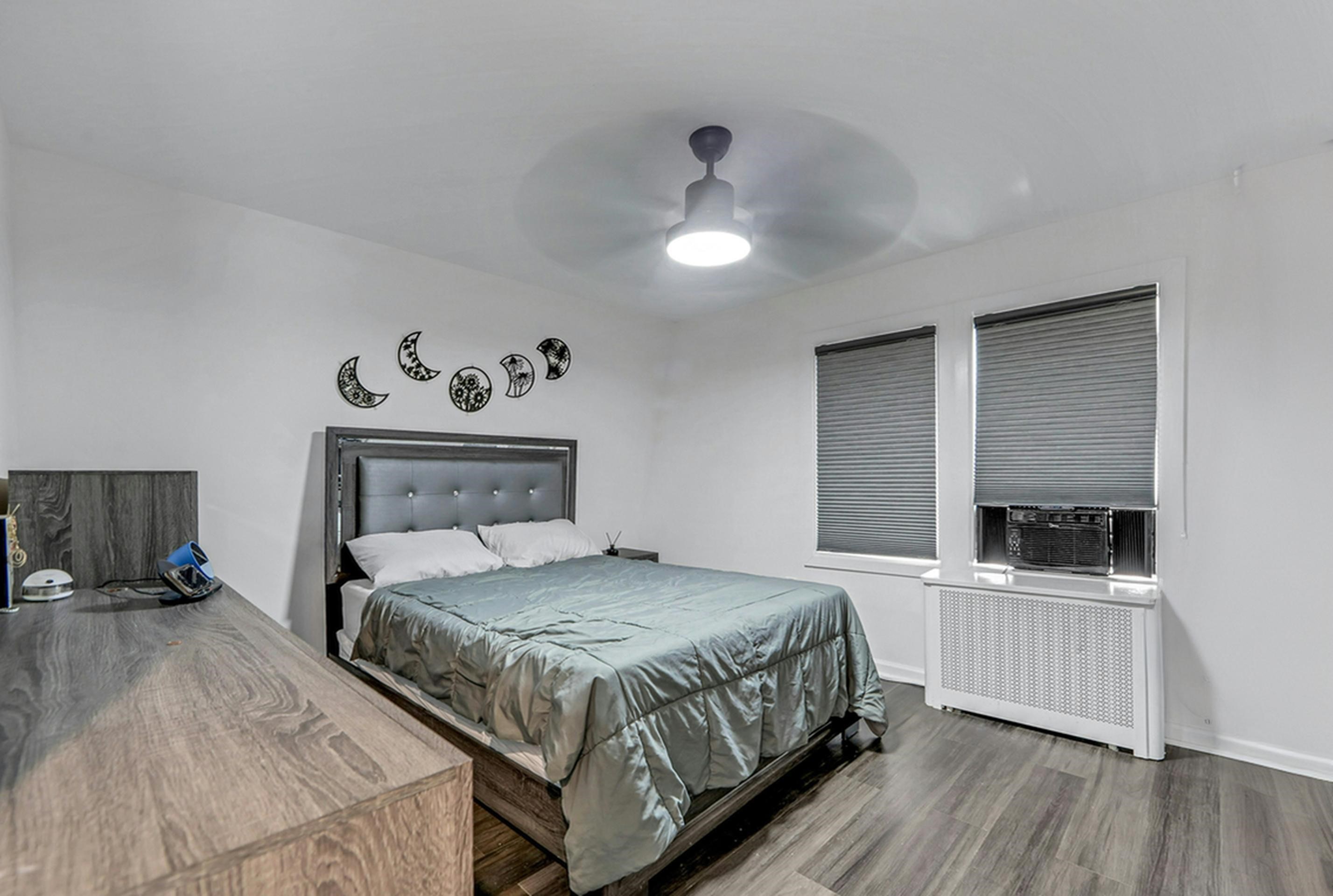 24-09 Raphael Street 