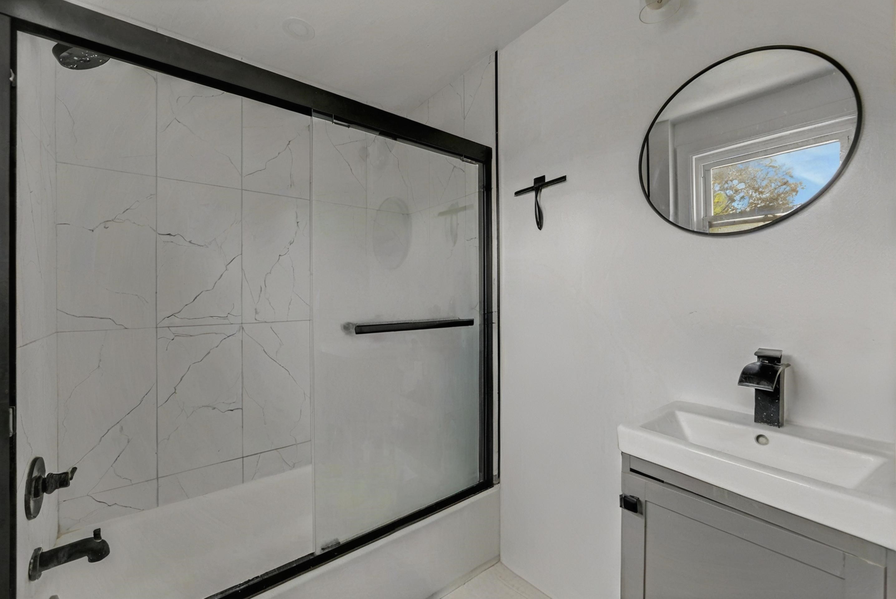 24-09 Raphael Street 