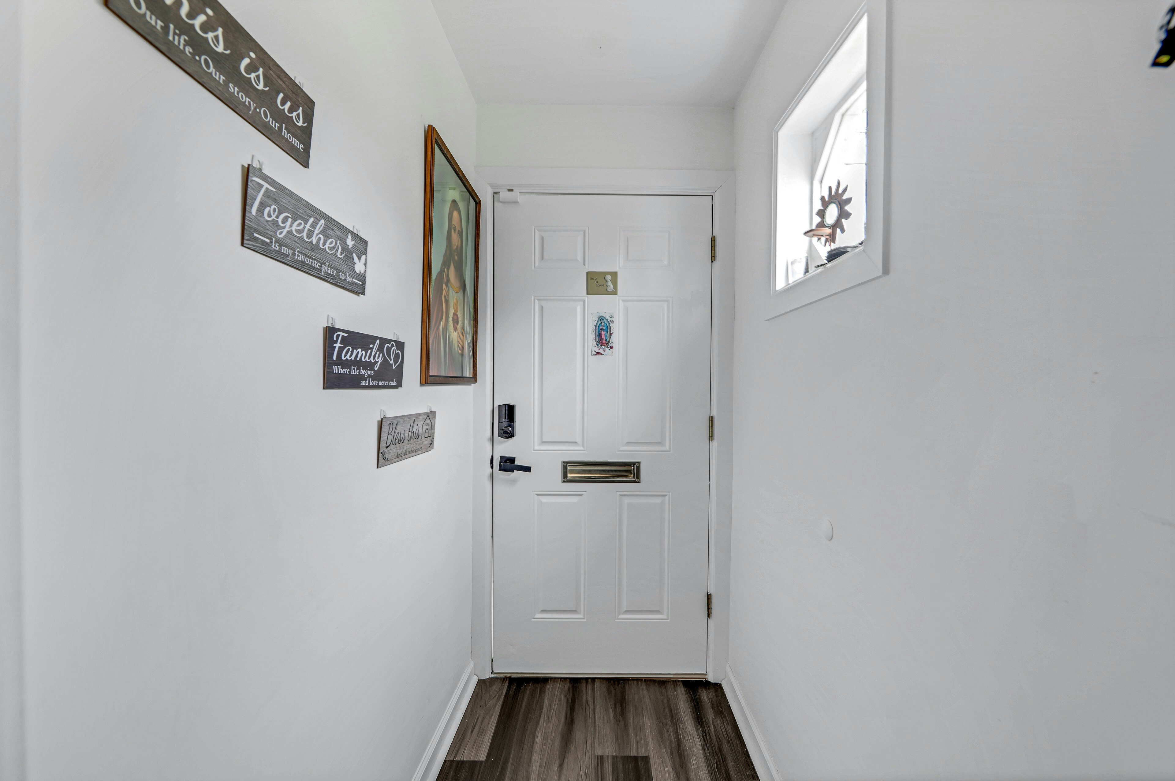 24-09 Raphael Street 