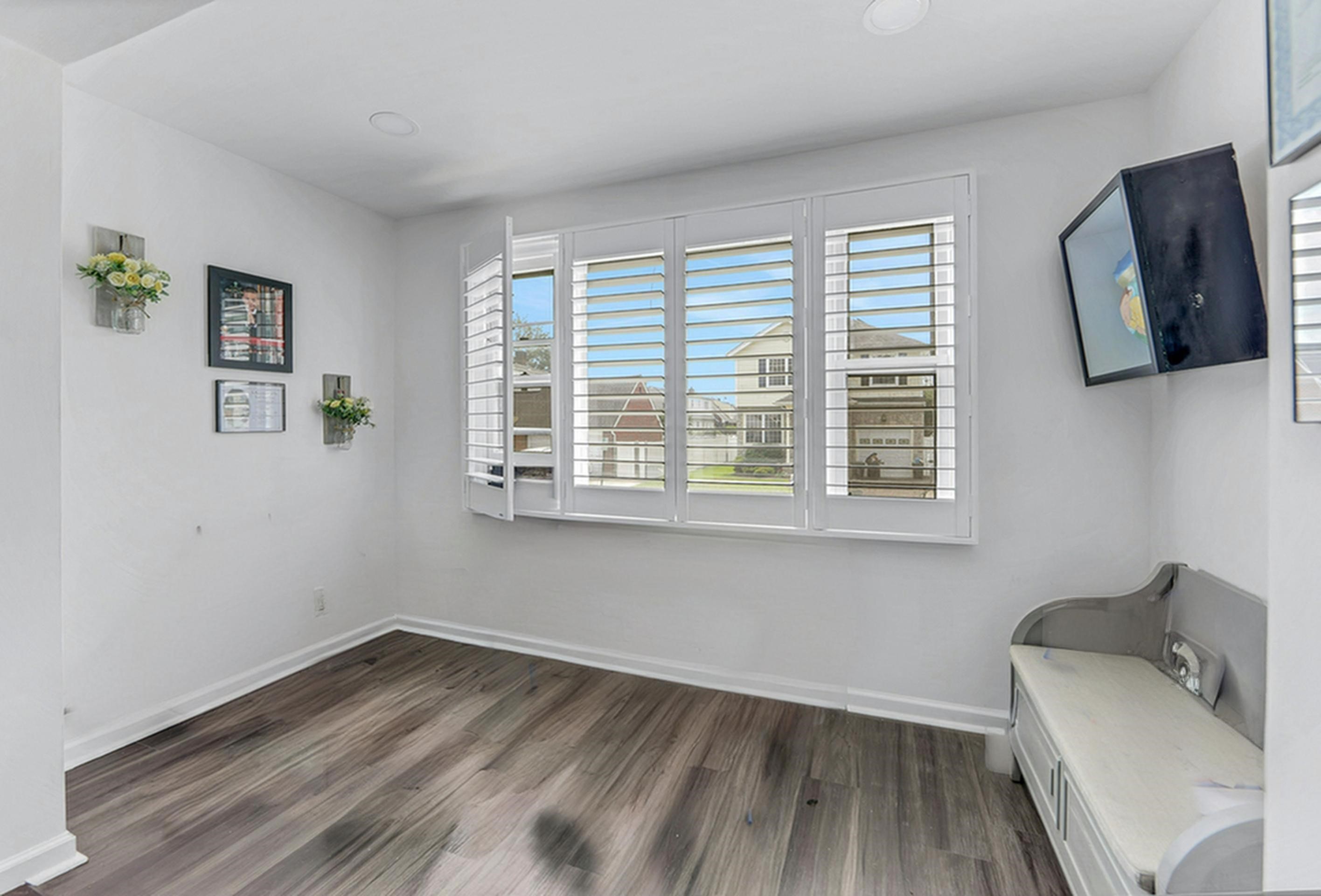 24-09 Raphael Street 