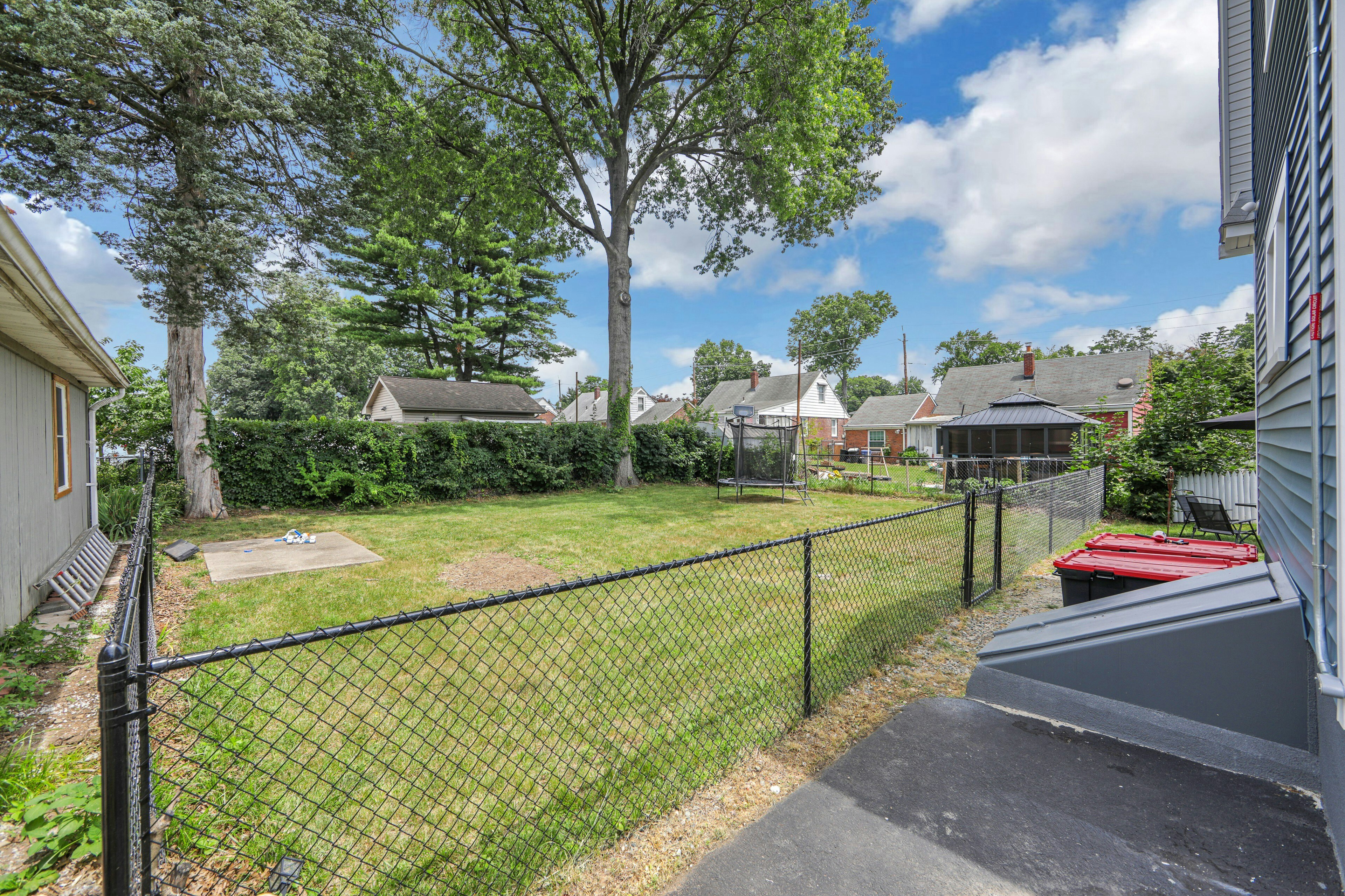 24-09 Raphael Street 