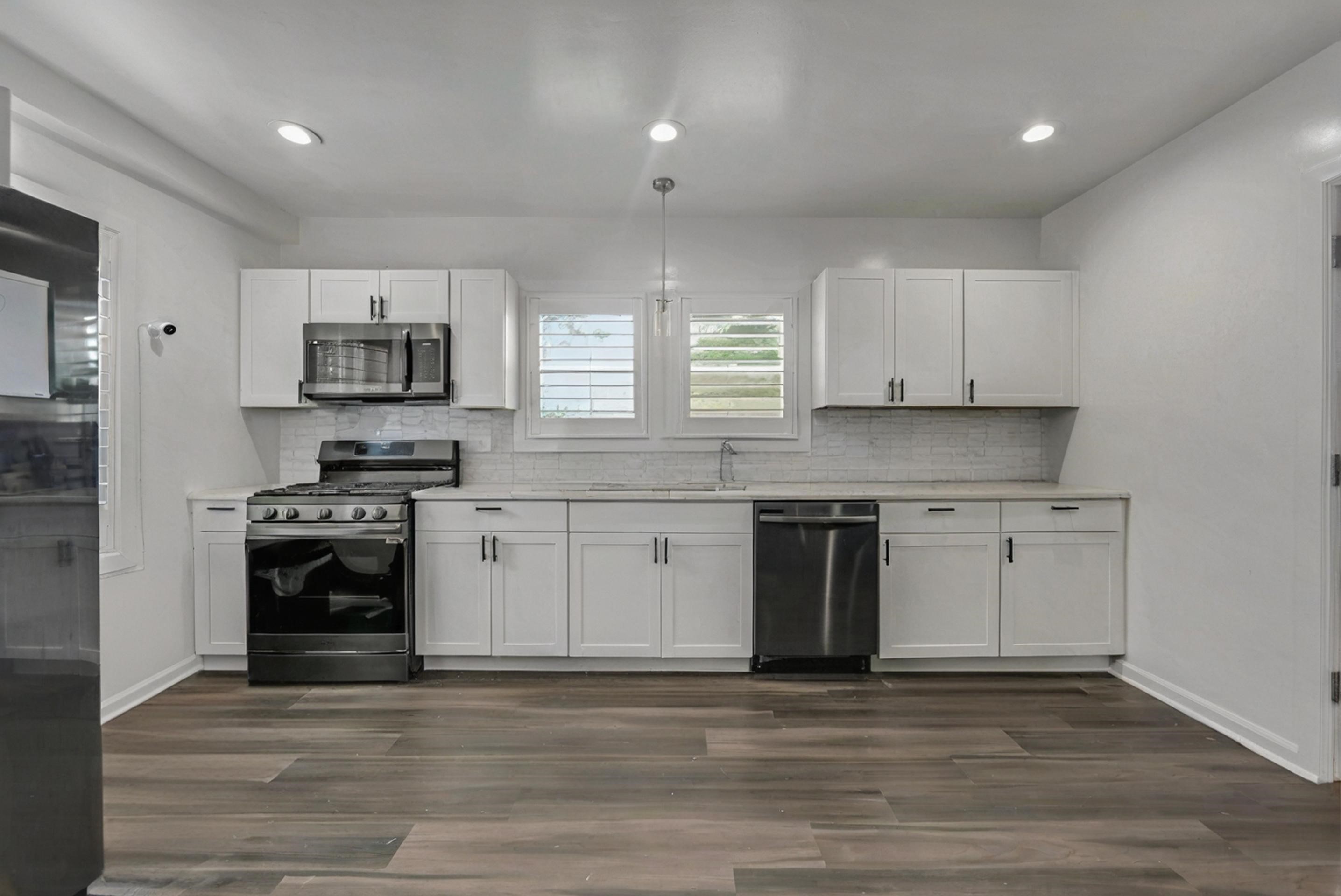 24-09 Raphael Street 