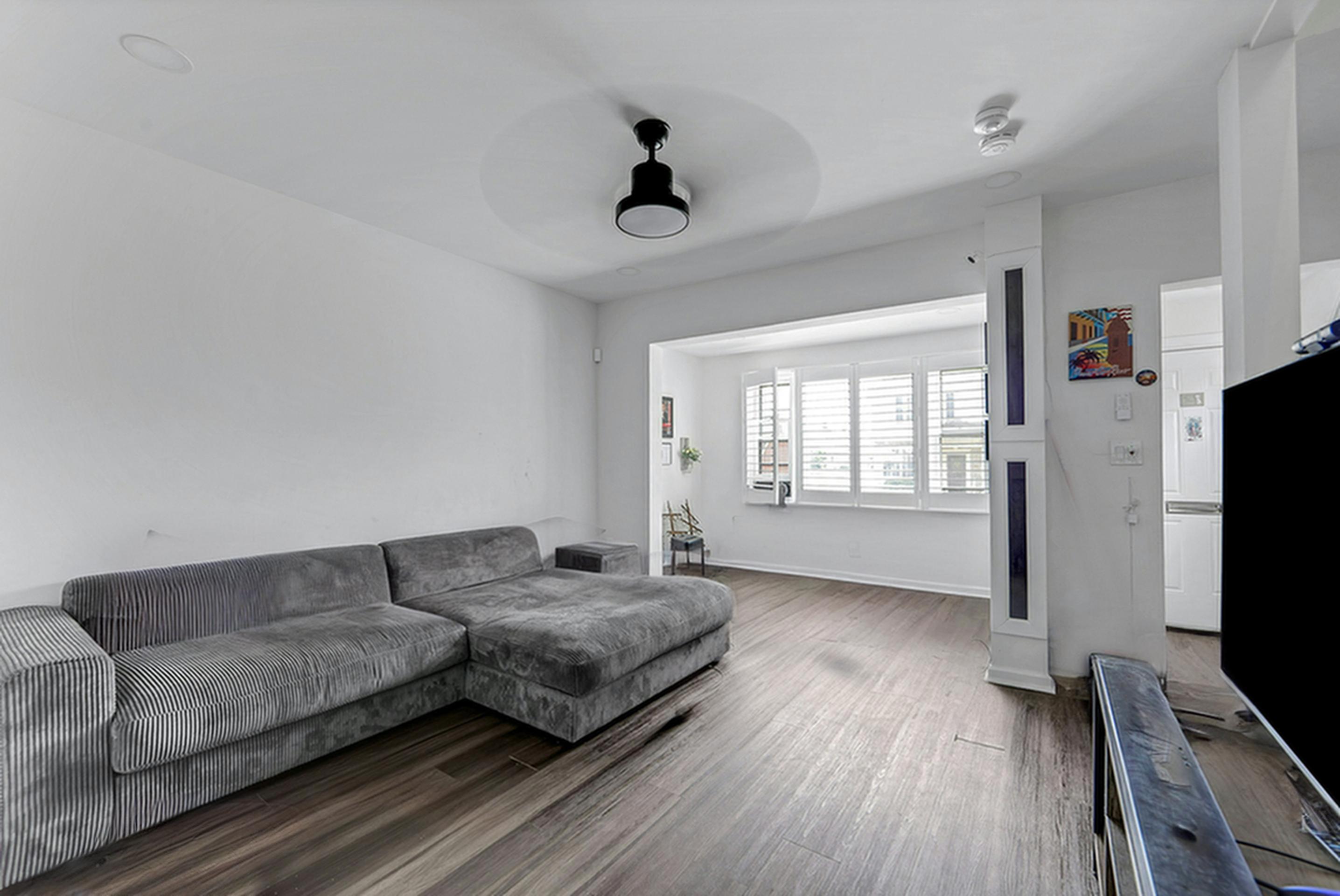 24-09 Raphael Street 